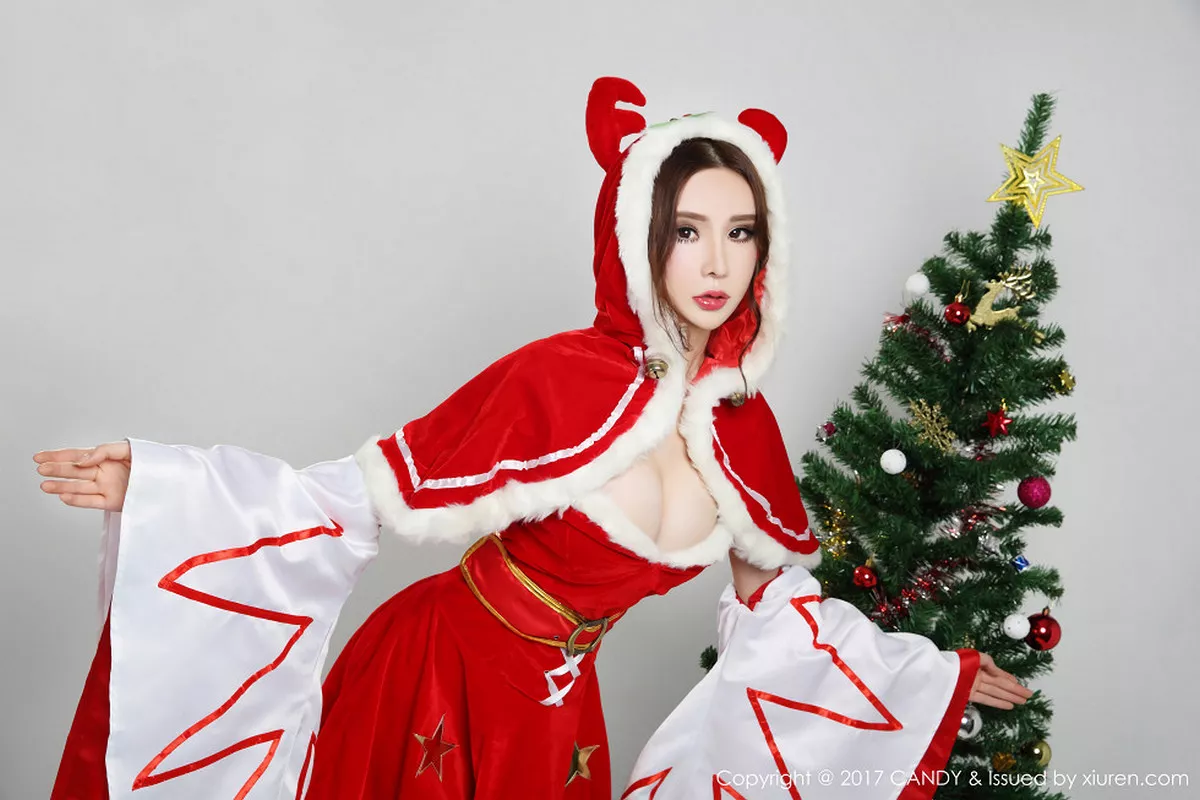 秀人集.com_[Candy糖果画报]Vol.047_网红馆模特合集圣诞主题红色圣诞女郎爆乳诱惑写真38P