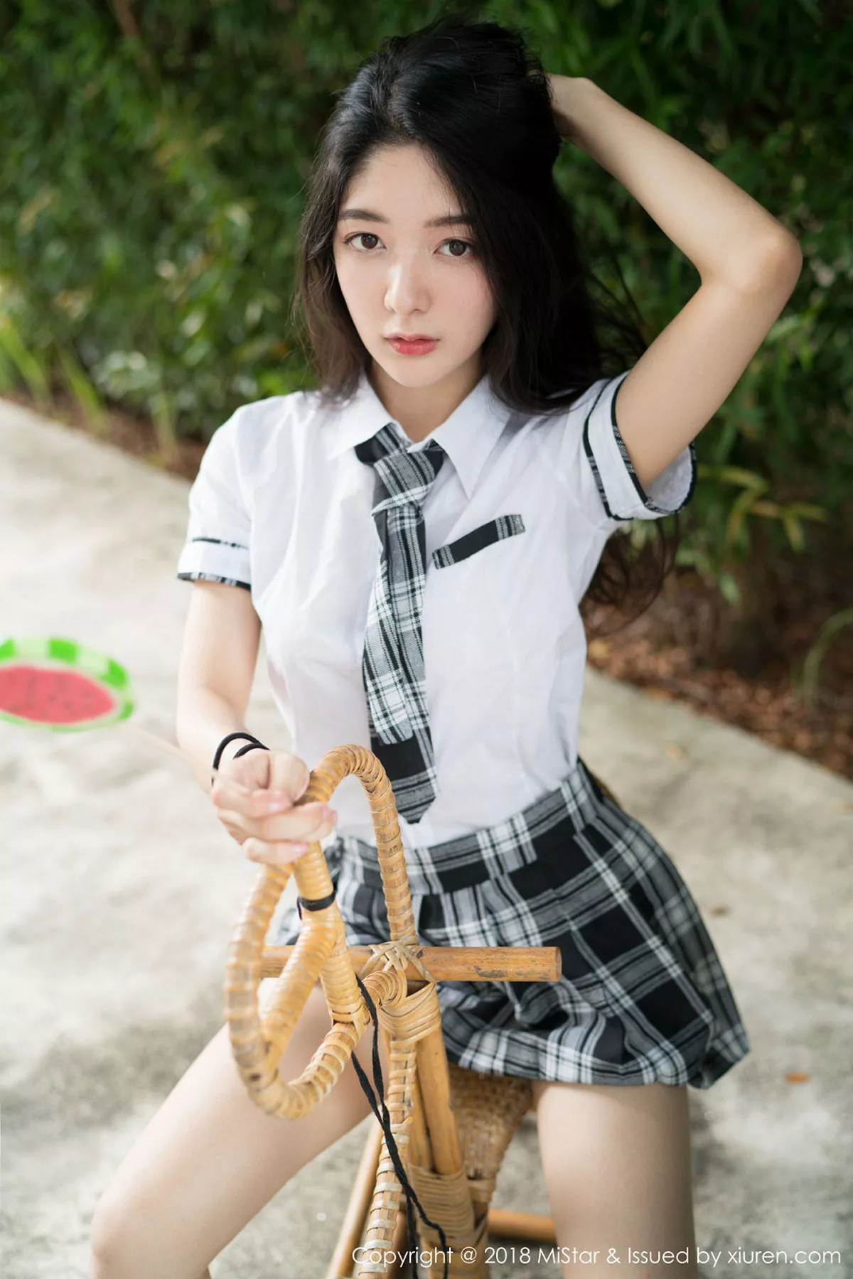 秀人集.com_[MiStar魅妍社]Vol.207_嫩模小热巴甲米旅拍沙滩上开胸毛衣+黑色蕾丝睡裙诱惑写真40P