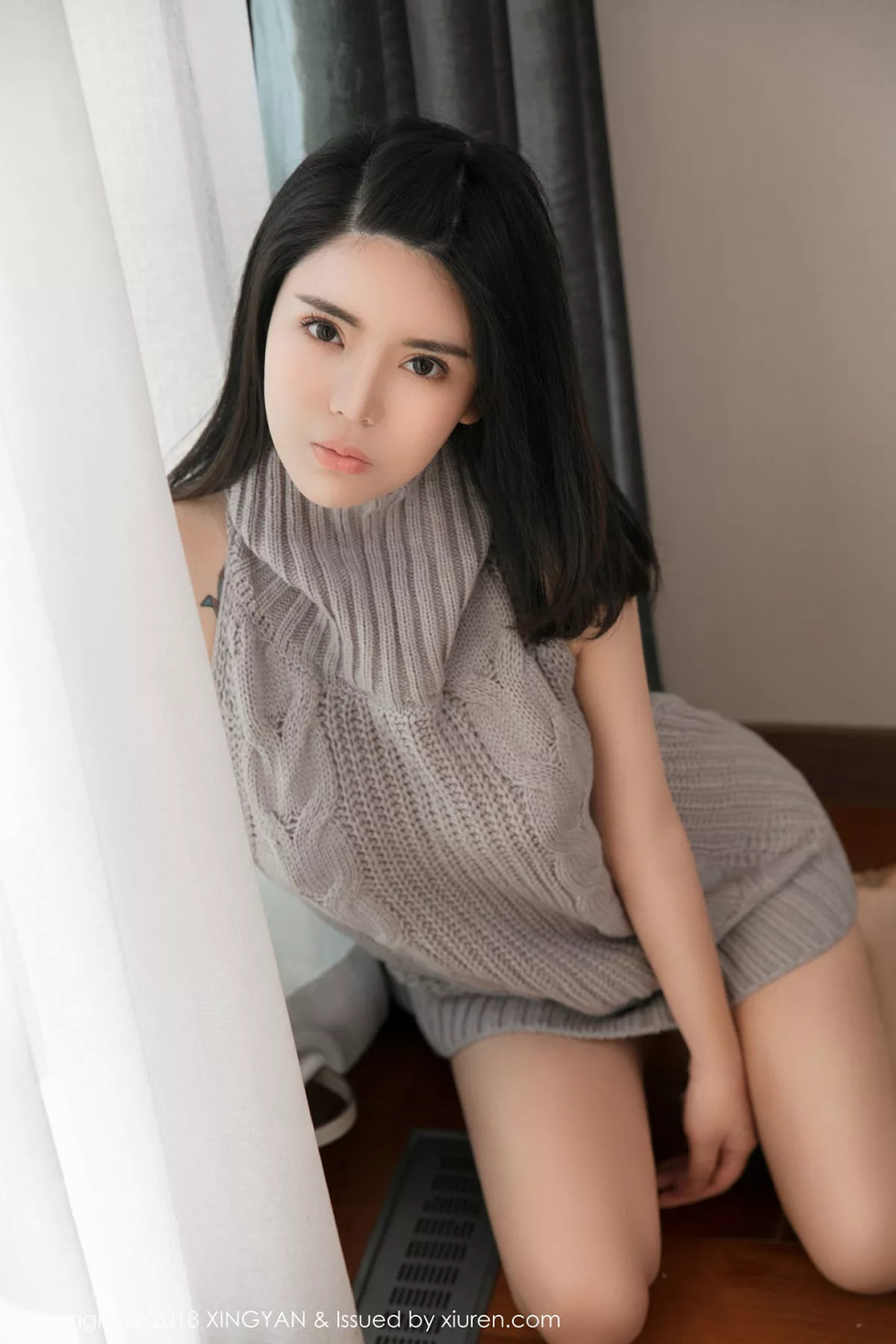 秀人集.com_[XINGYAN星颜社]Vol.012_嫩模陈曦Lily开背毛衣侧露豪乳+黑丝水手学生服诱惑写真50P