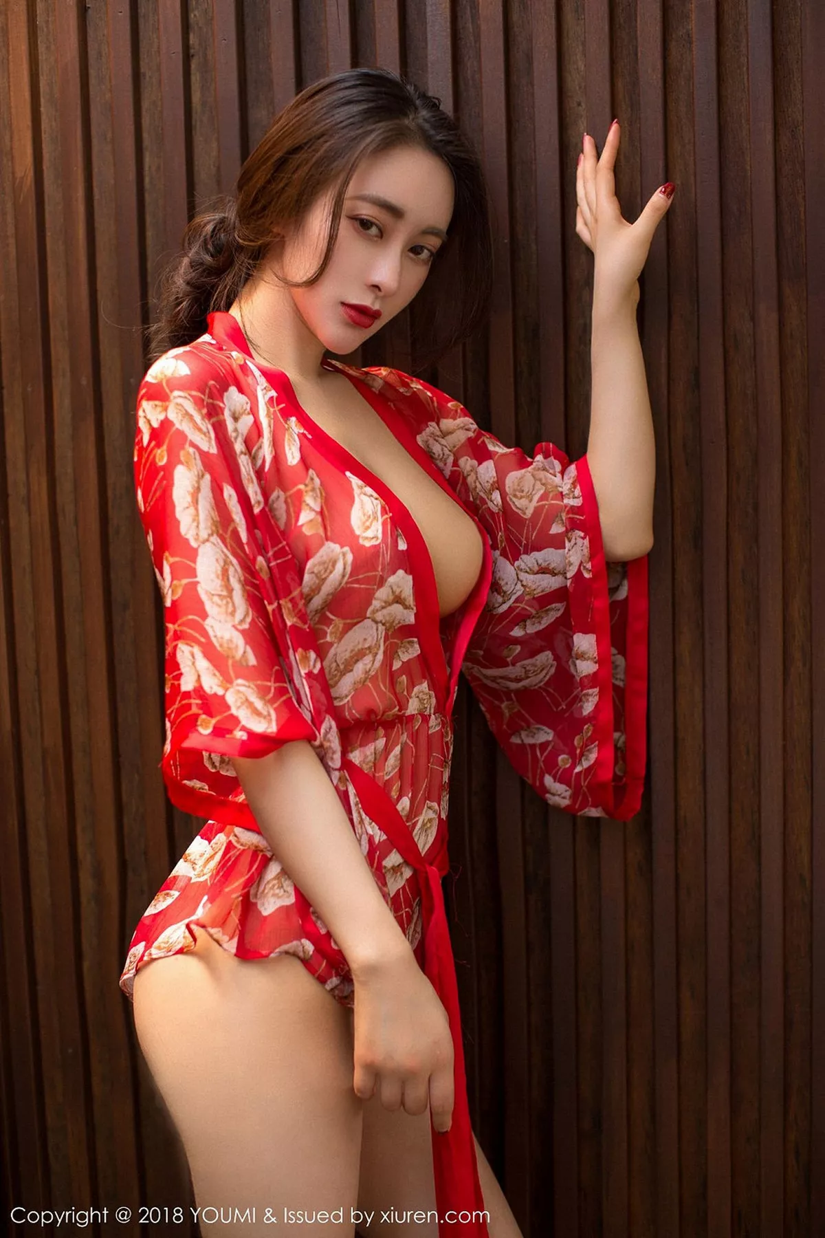秀人集.com_[YouMi尤蜜荟]Vol.104_女神穆菲菲马尔代夫旅拍红色和服真空露美乳喷血诱惑写真43P