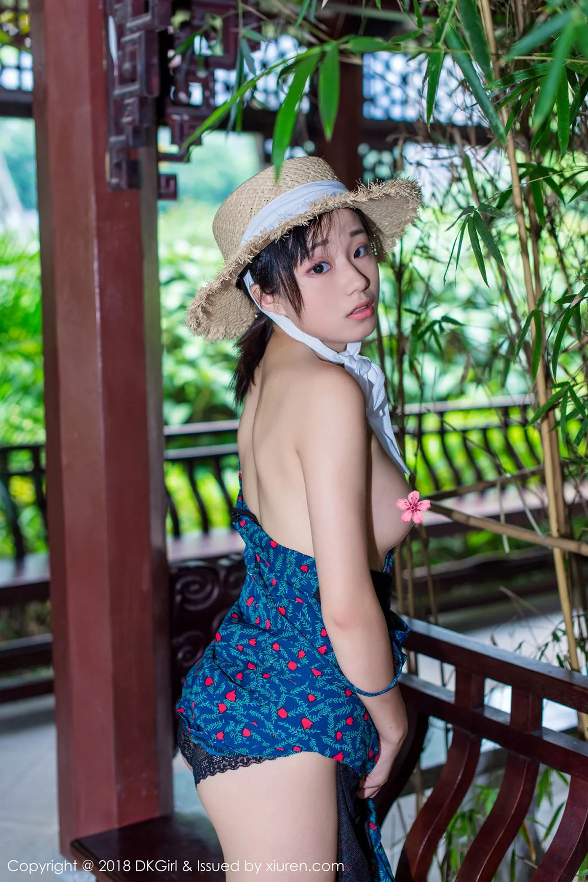 秀人集.com_[DKGirl御女郎]Vol.055_美乳女神苍井优香街拍特辑甜美草帽少女露背吊带裙性感写真53P