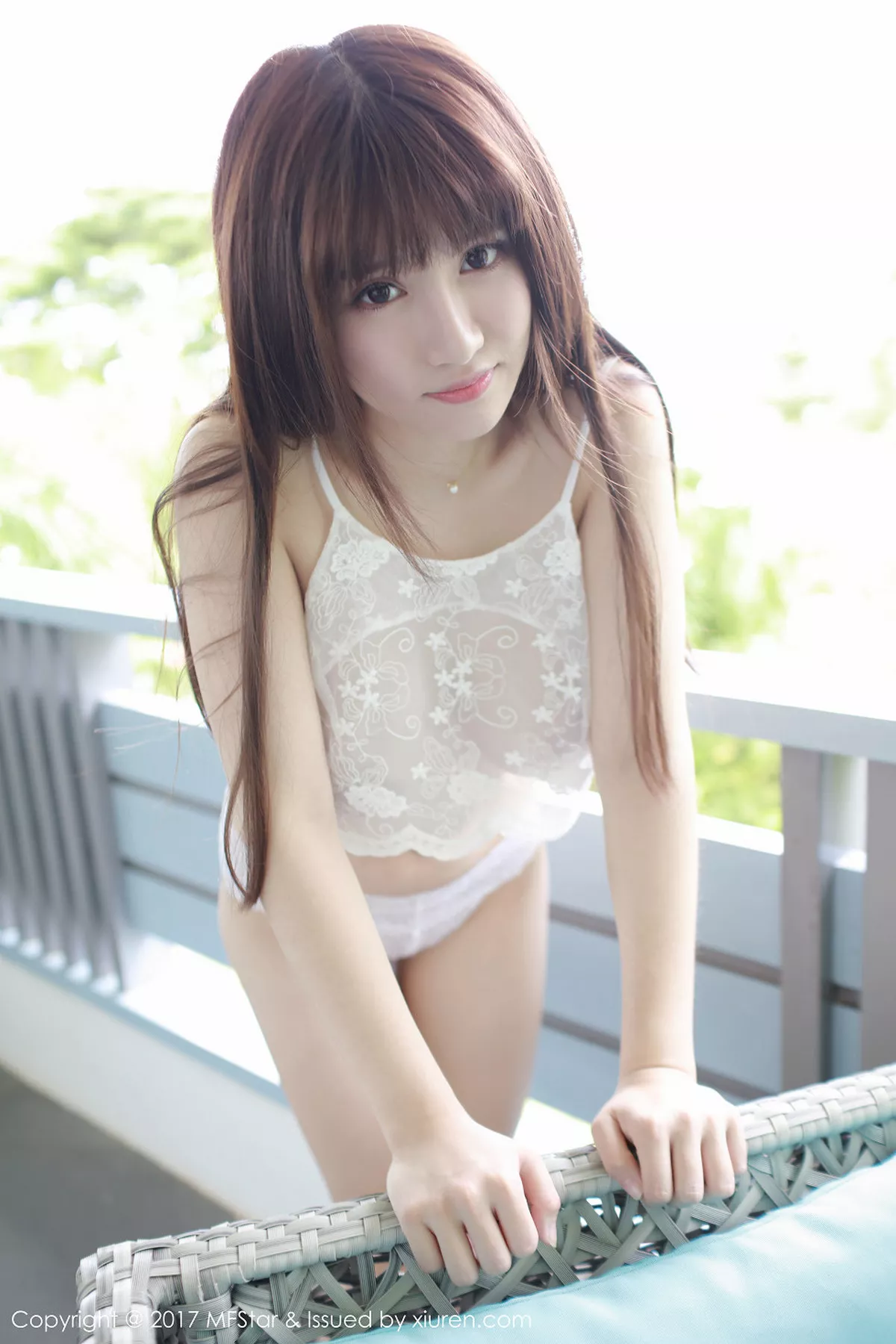 秀人集.com_[MFStar模范学院]Vol.114_嫩模K8傲娇萌萌Vivian白色半透蕾丝内衣秀傲人巨乳诱惑写真51P