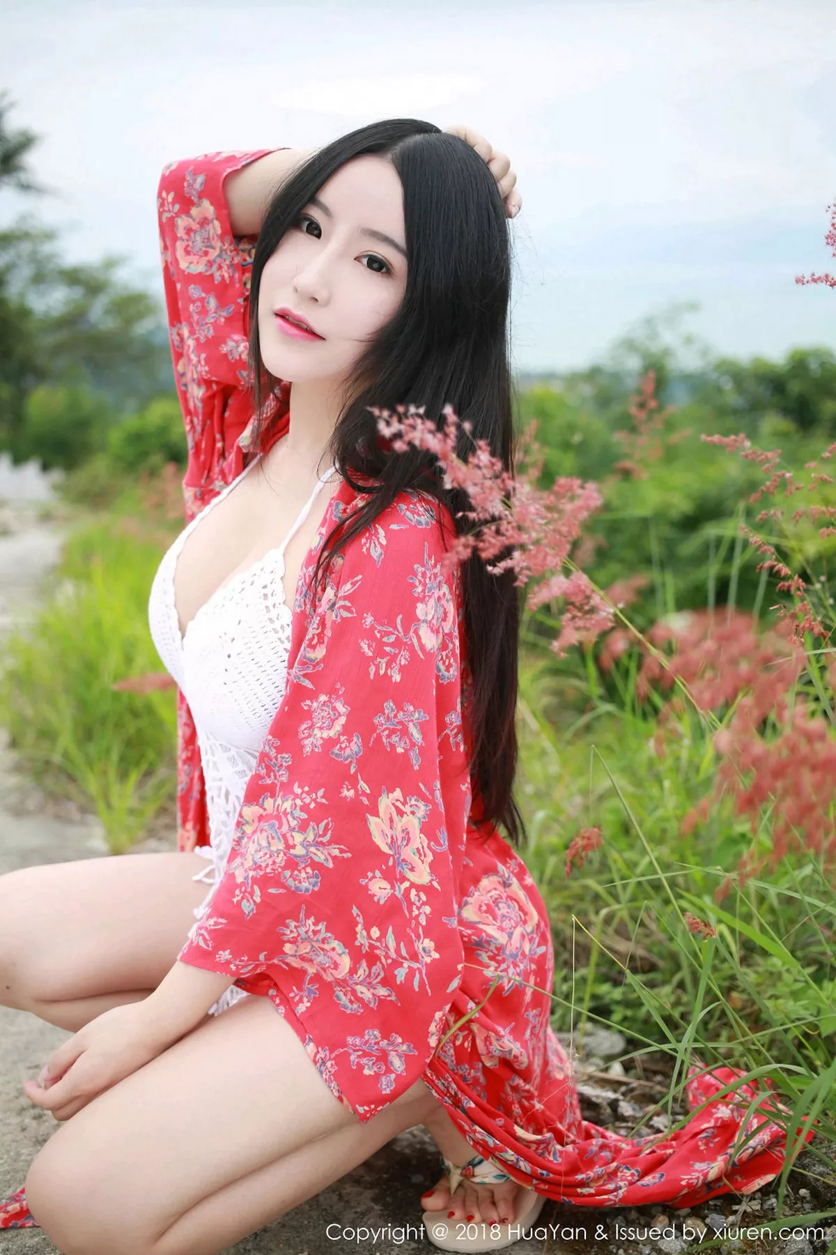 秀人集.com_[HuaYan花の颜]Vol.055_嫩模谢芷馨Sindy苏梅岛旅拍白色缕空吊带内衣完美诱惑写真40P