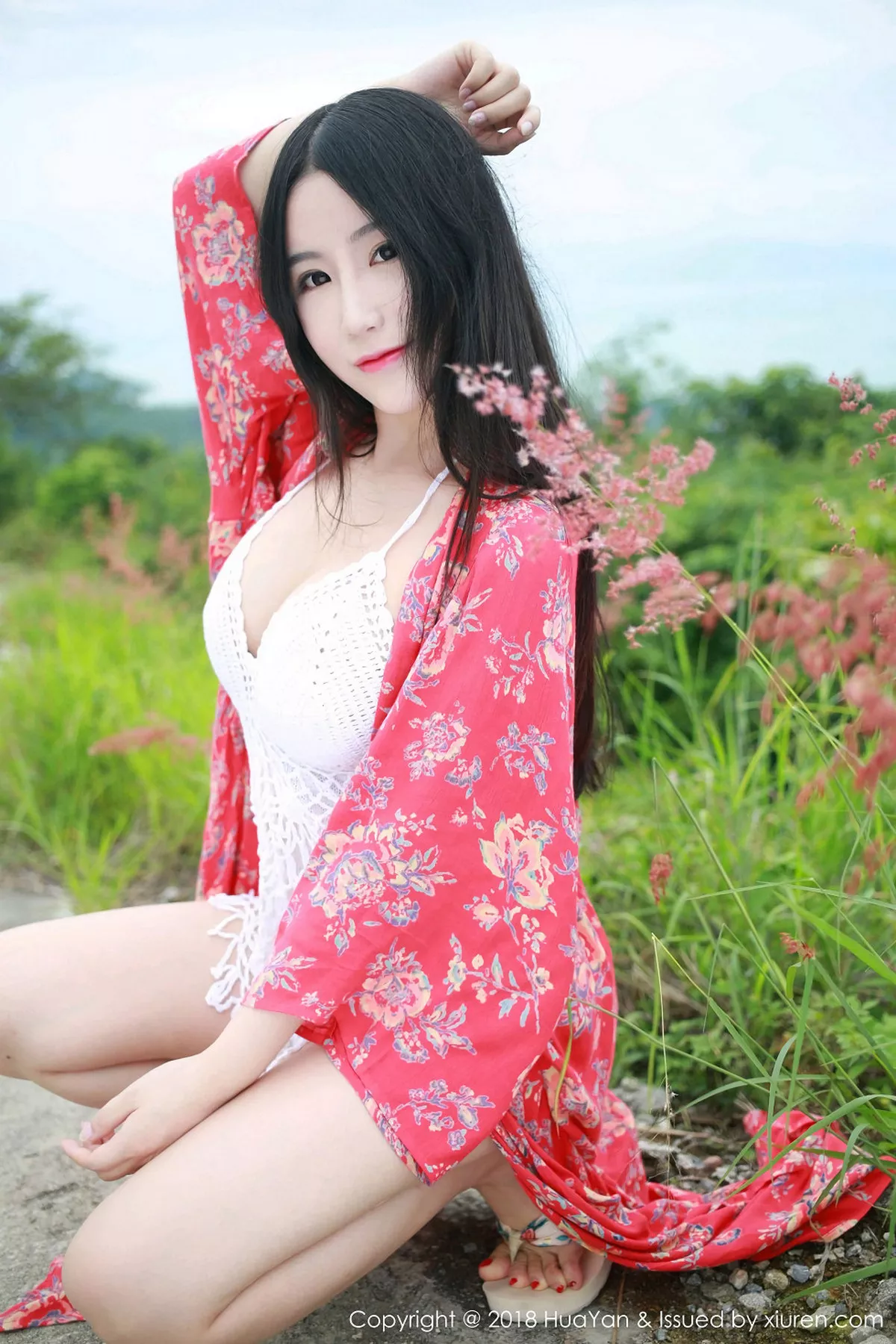 秀人集.com_[HuaYan花の颜]Vol.055_嫩模谢芷馨Sindy苏梅岛旅拍白色缕空吊带内衣完美诱惑写真40P