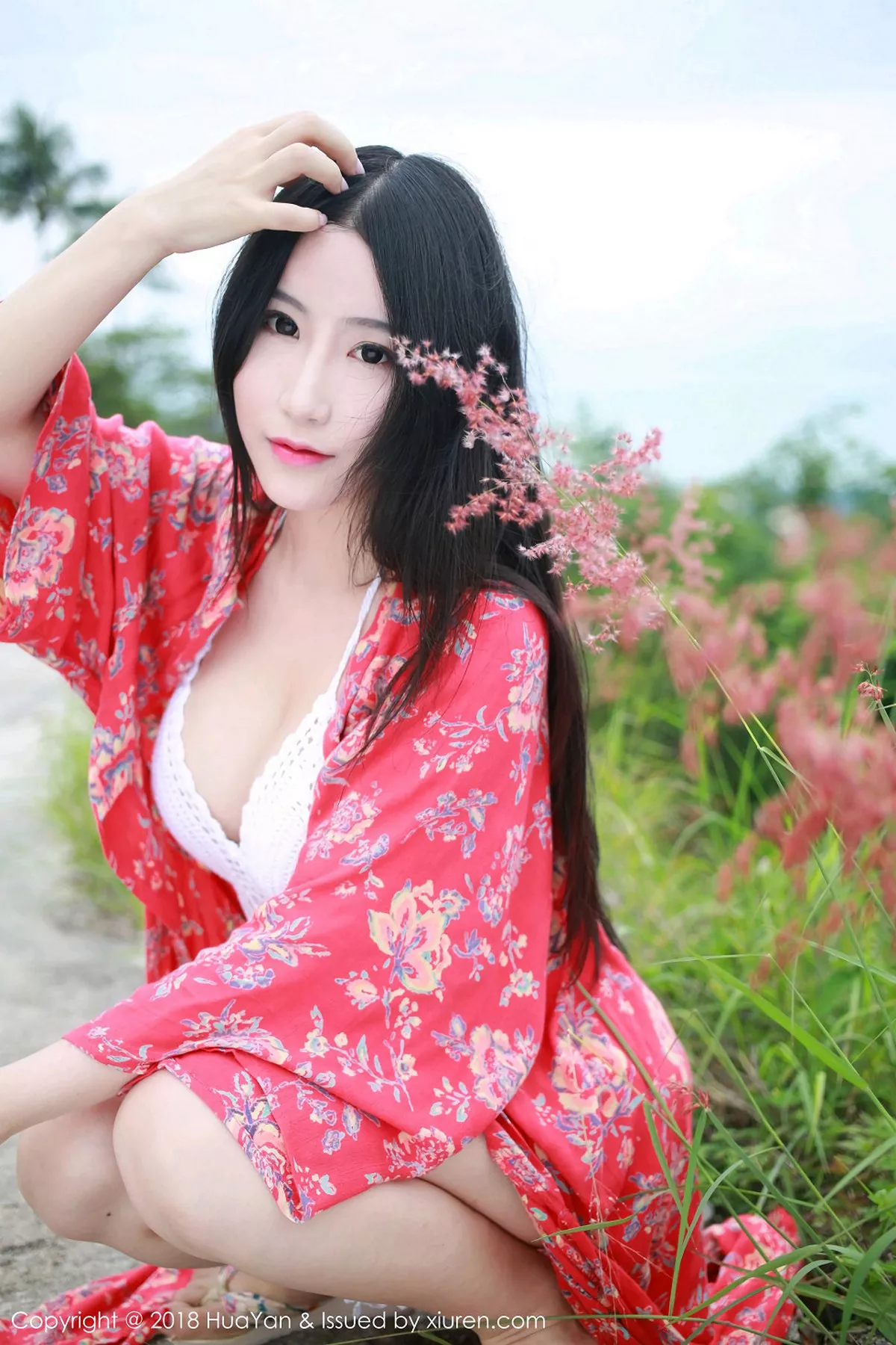 秀人集.com_[HuaYan花の颜]Vol.055_嫩模谢芷馨Sindy苏梅岛旅拍白色缕空吊带内衣完美诱惑写真40P