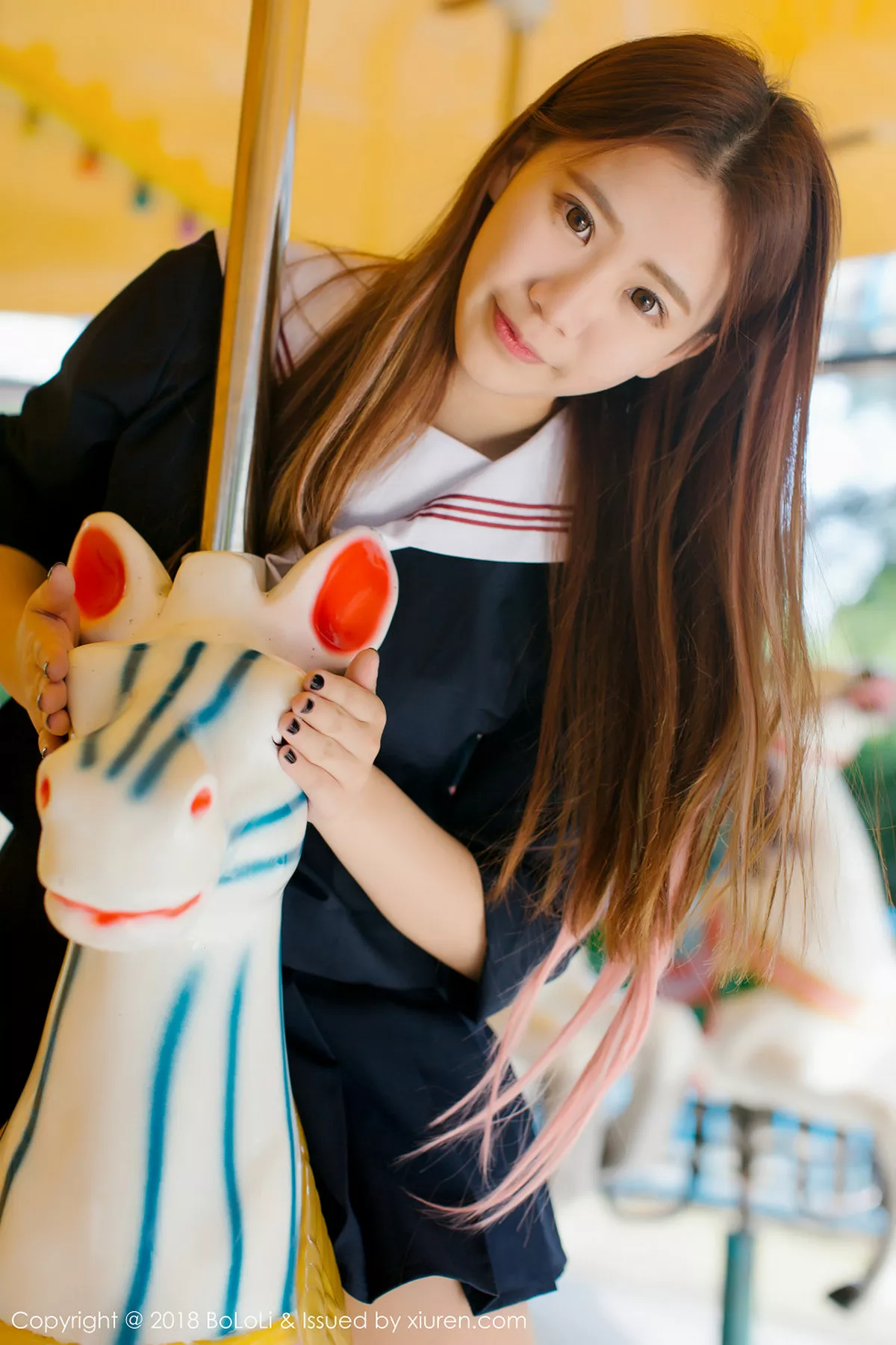 秀人集.com_[Tukmo兔几盟]Vol.107_嫩模董成丽清纯学生装游乐园外拍甜美笑容漂亮迷人写真42P