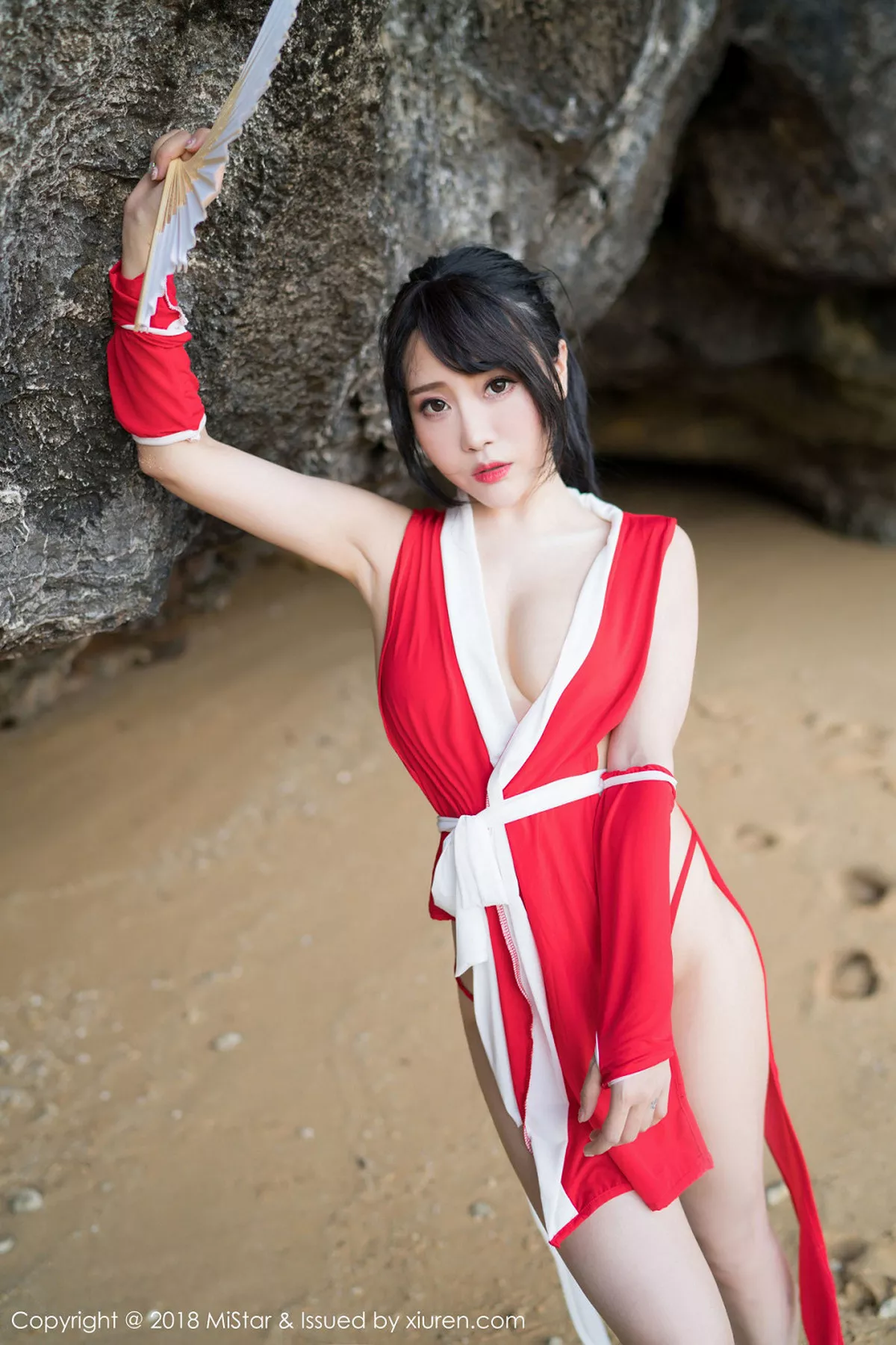 秀人集.com_[MiStar魅妍社]Vol.215_女神兜豆靓Youlina甲米旅拍外拍COS不知火舞热辣诱惑写真50P