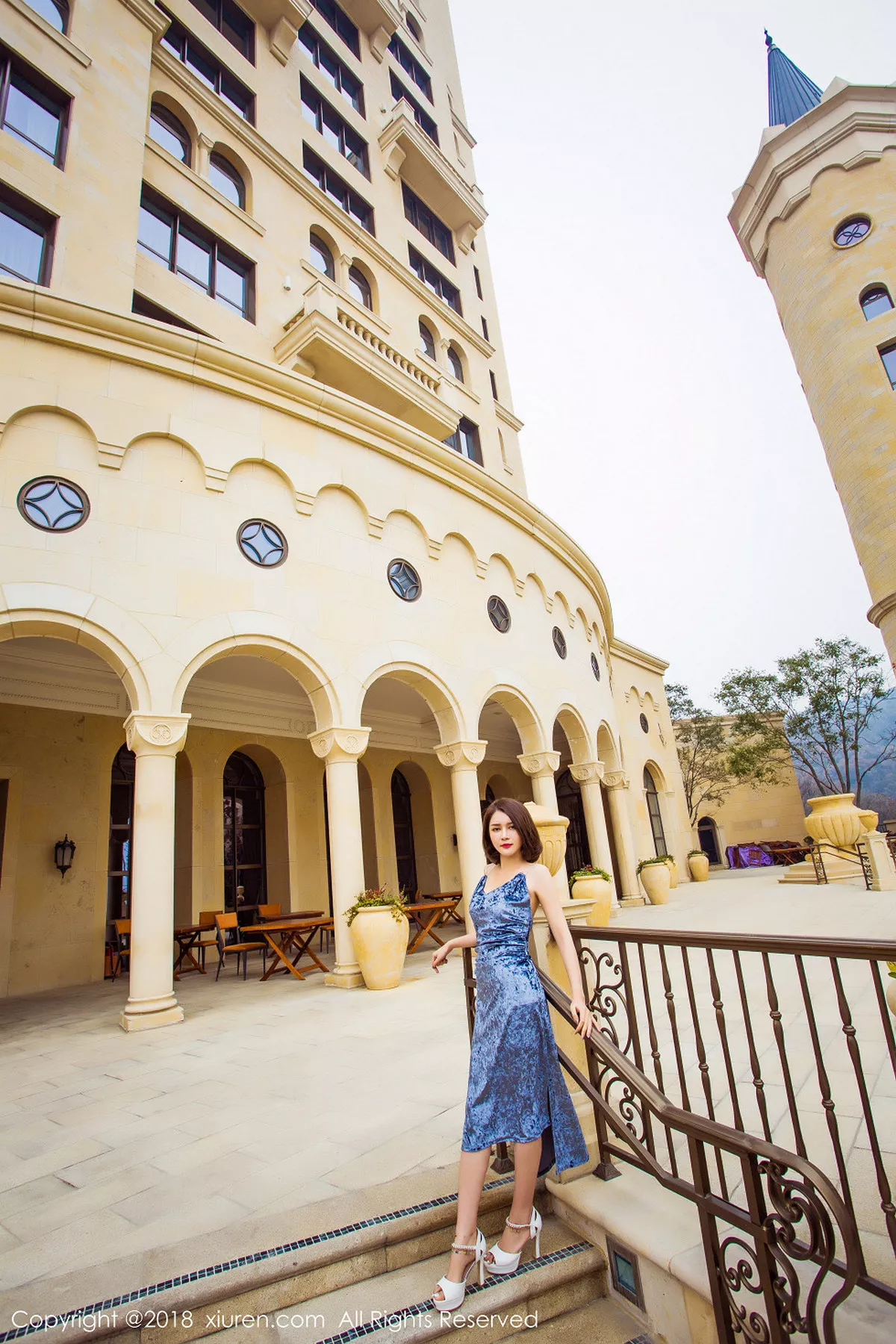 秀人集.com_[XiuRen秀人网]No.935_嫩模廿十居家私房红色塑身内衣秀完美身材白嫩肌肤性感写真58P