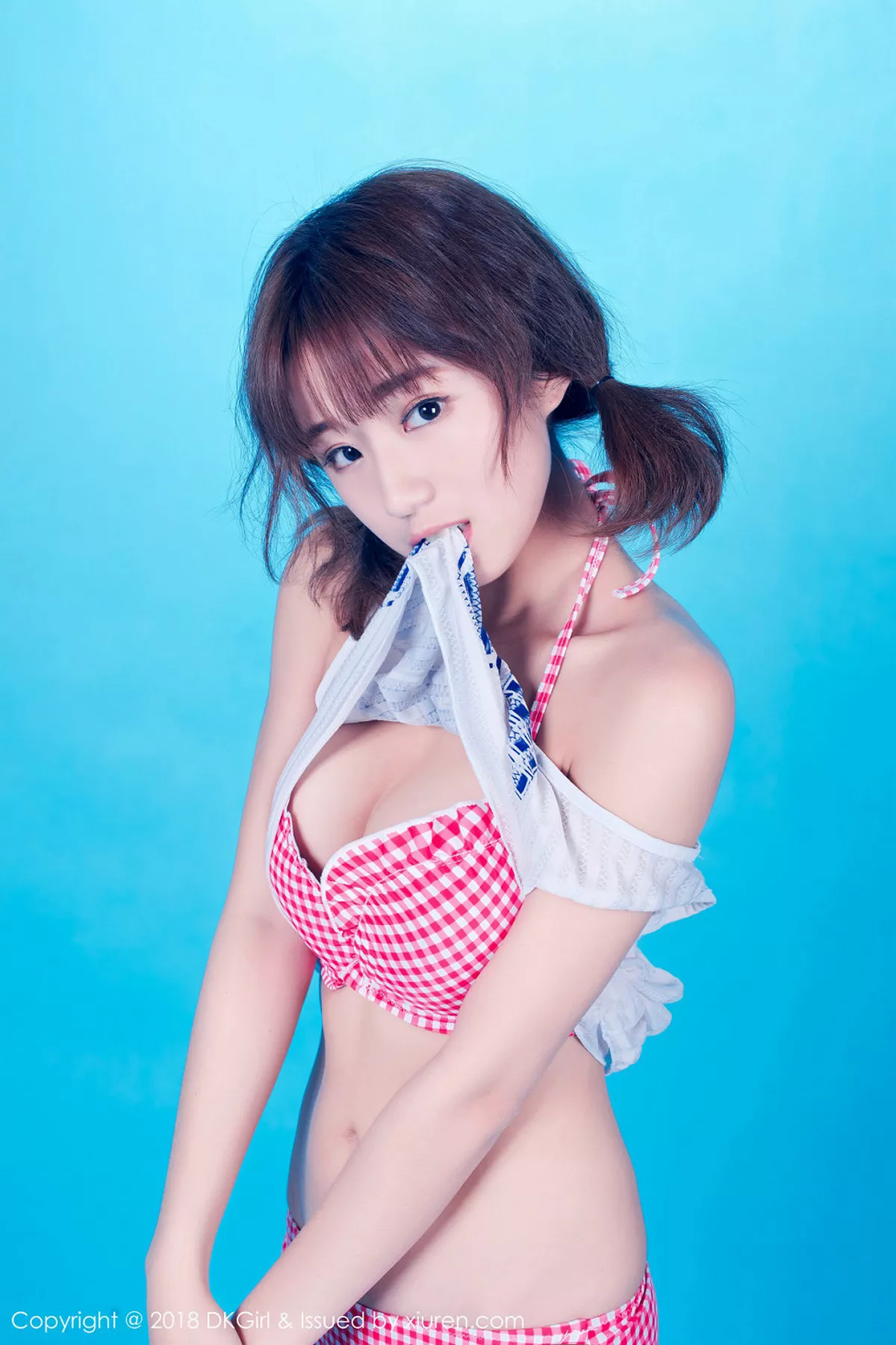 秀人集.com_[DKGirl御女郎]Vol.066_嫩模仓井优香红色圣诞女郎真空半露美乳遮点火辣诱惑写真55P