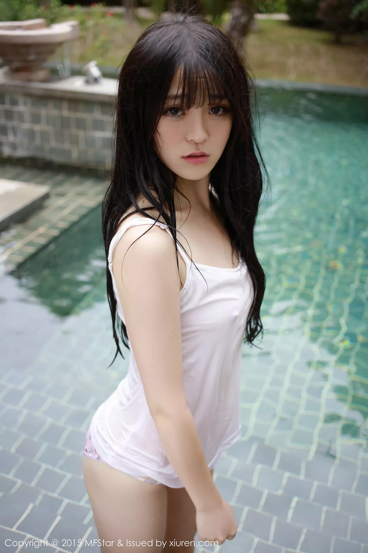 秀人集.com_[MFStar模范学院]Vol.029_嫩模伊小七MoMo白嫩肌肤诱人酮体大胆诱惑写真51P
