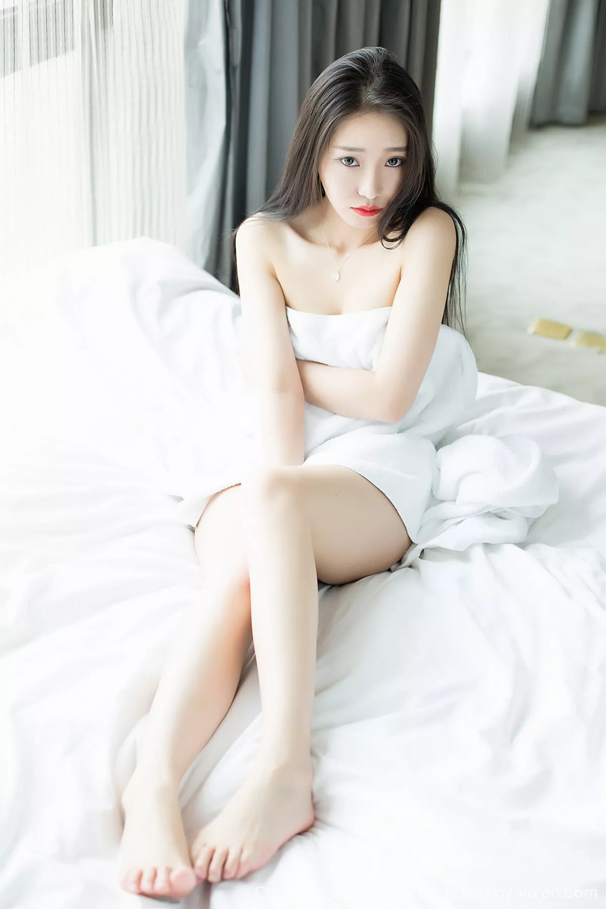 秀人集.com_[Taste顽味生活]Vol.012_嫩模张槑槑皮卡丘上衣下的饱满双乳性感小内裤写真50P