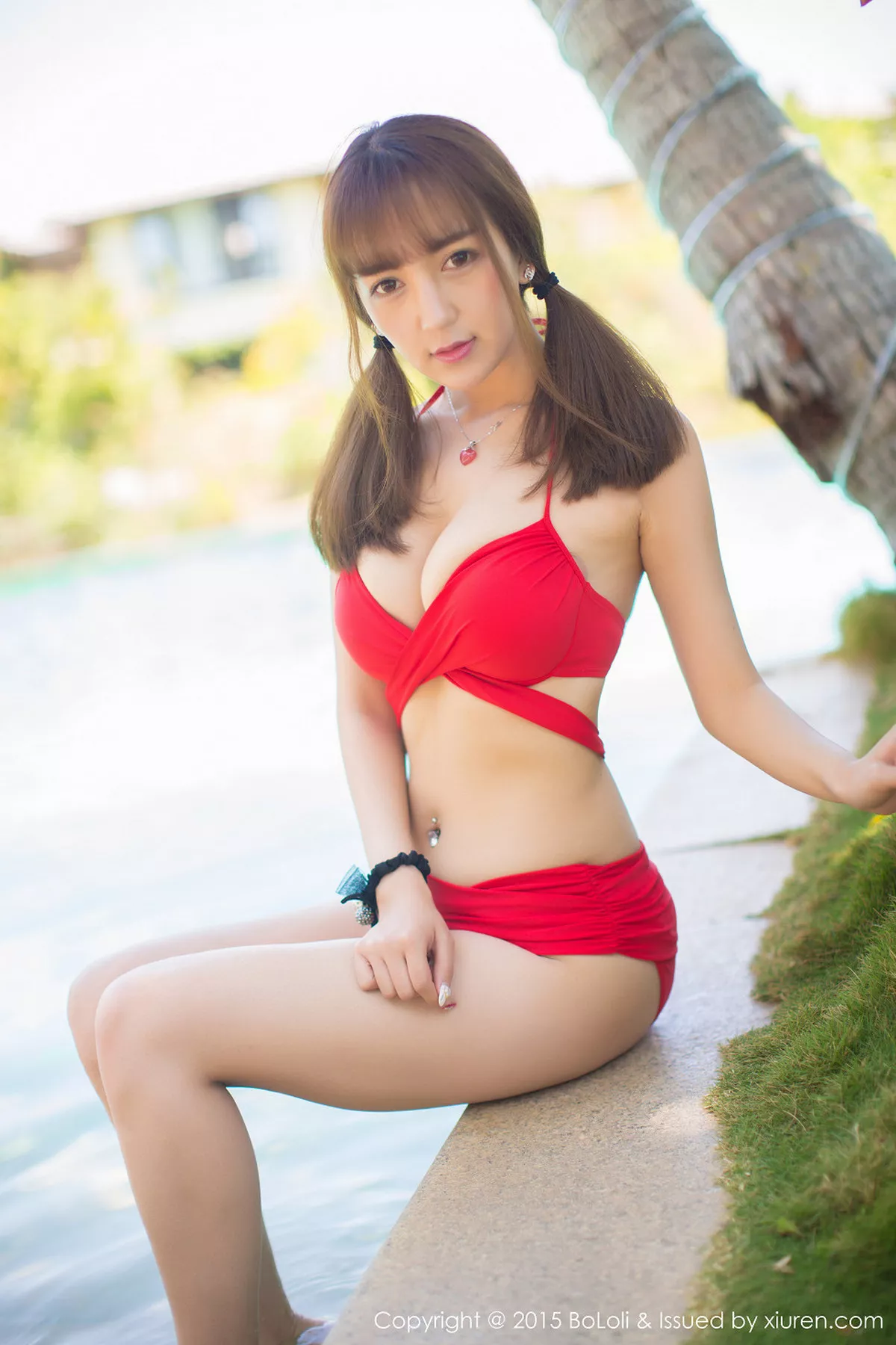 秀人集.com_[BoLoli波萝社]Vol.027_嫩模Monkey_小潘鼠三亚旅拍泳池边性感比基尼写真50P