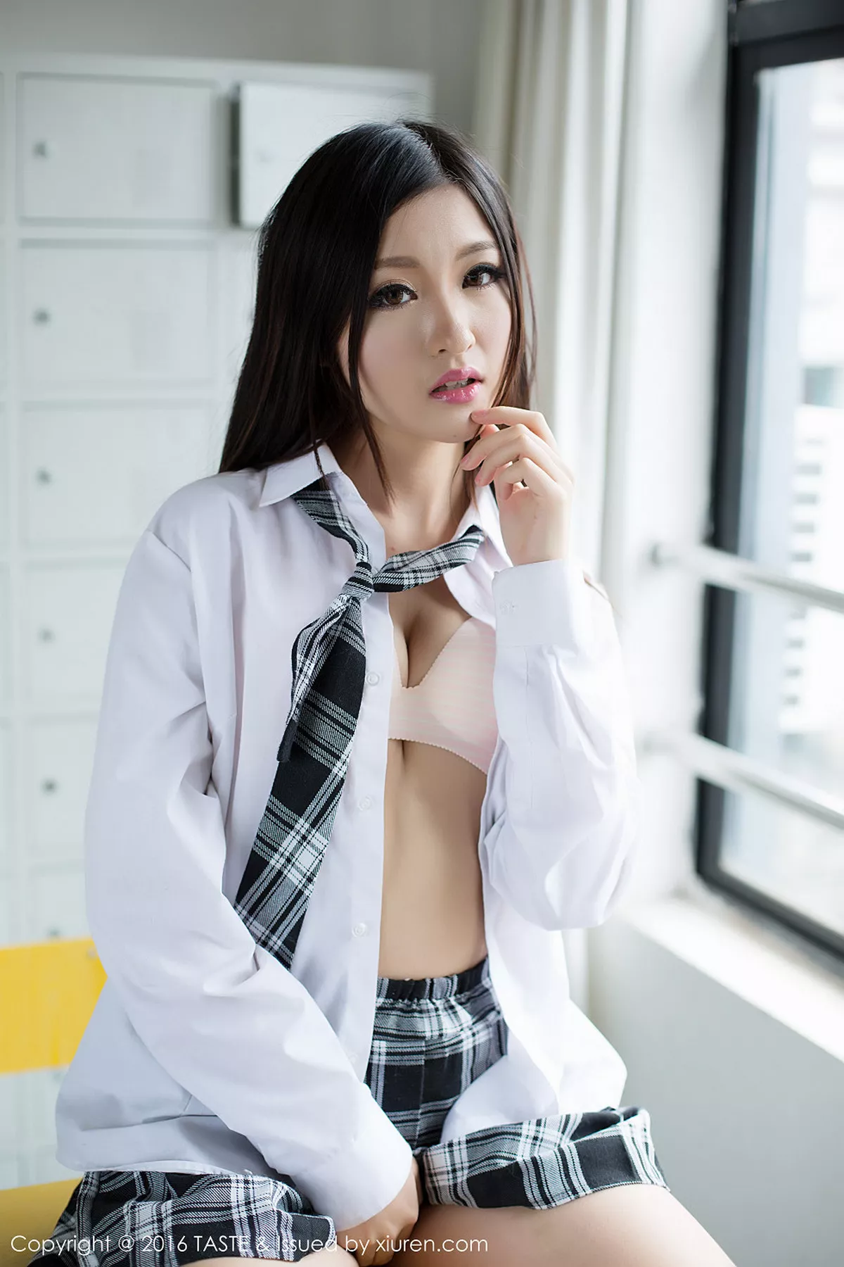 秀人集.com_[Taste顽味生活]Vol.019_嫩模沈梦瑶清纯学生装主题服饰迷人秀发性感内衣写真63P