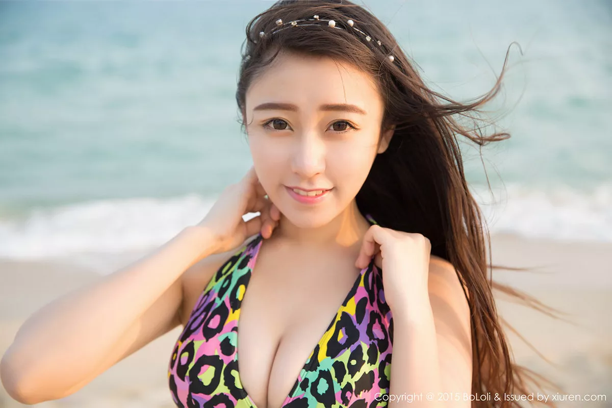 秀人集.com_[BoLoli波萝社]Vol.022_嫩模朵比dobby三亚旅拍性感比基尼完美身材写真48P
