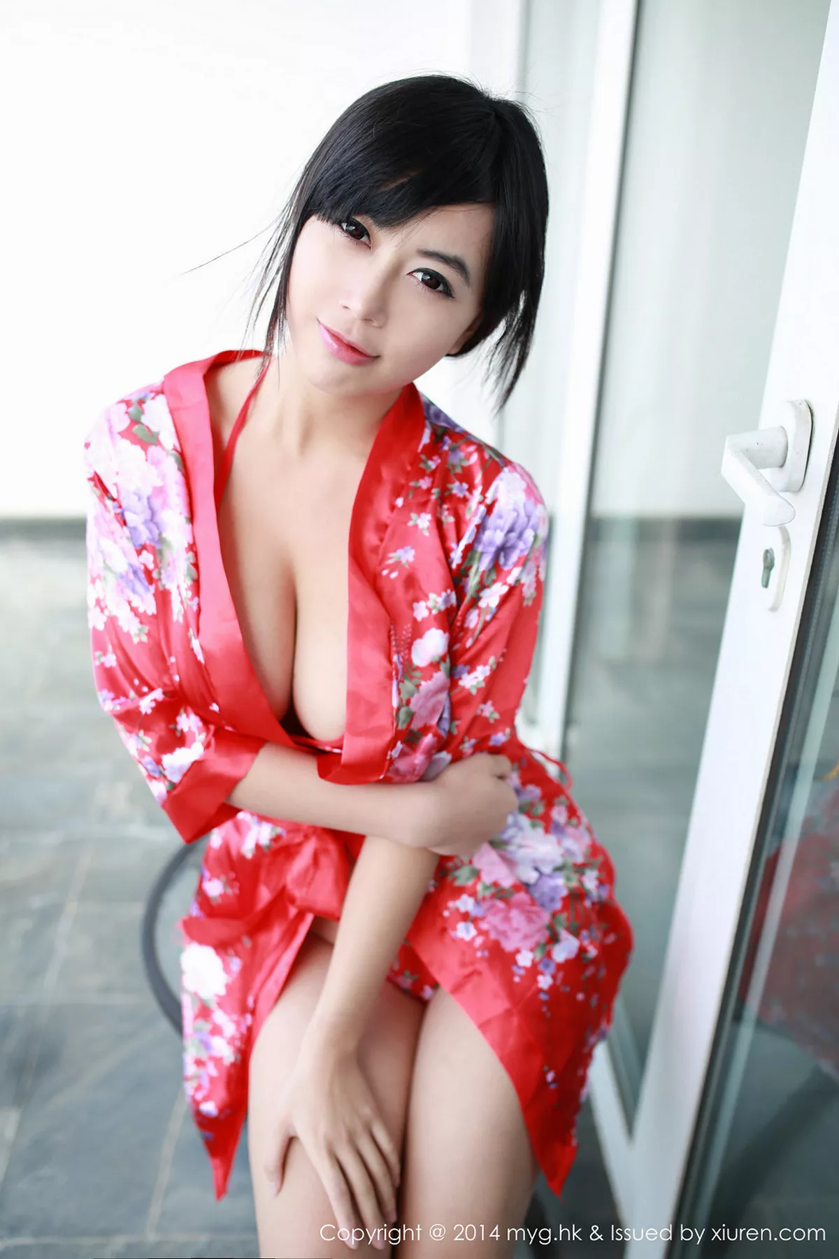 秀人集.com_[MyGirl美媛馆]Vol.033_嫩模黄可christine红色情趣睡裙真空秀豪乳性感写真69P