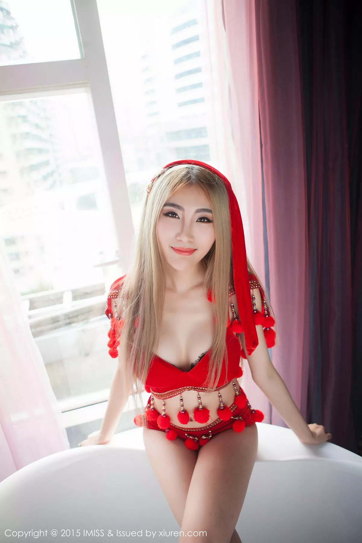 秀人集.com_[IMISS爱蜜社]Vol.022_嫩模张咏儿rainny居家私房红色内衣迷人美胸写真55P