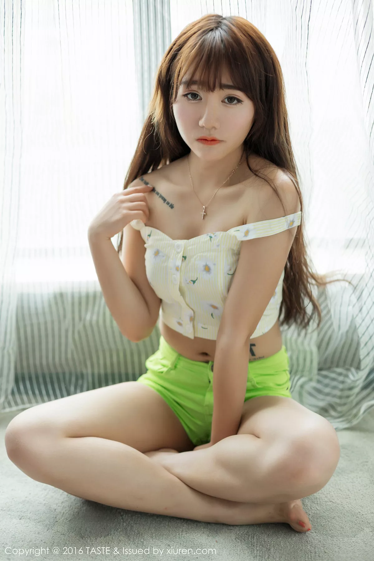 秀人集.com_[Taste顽味生活]Vol.026_嫩模鱼子酱宝saki内衣美少女秀纹身性感迷人写真45P