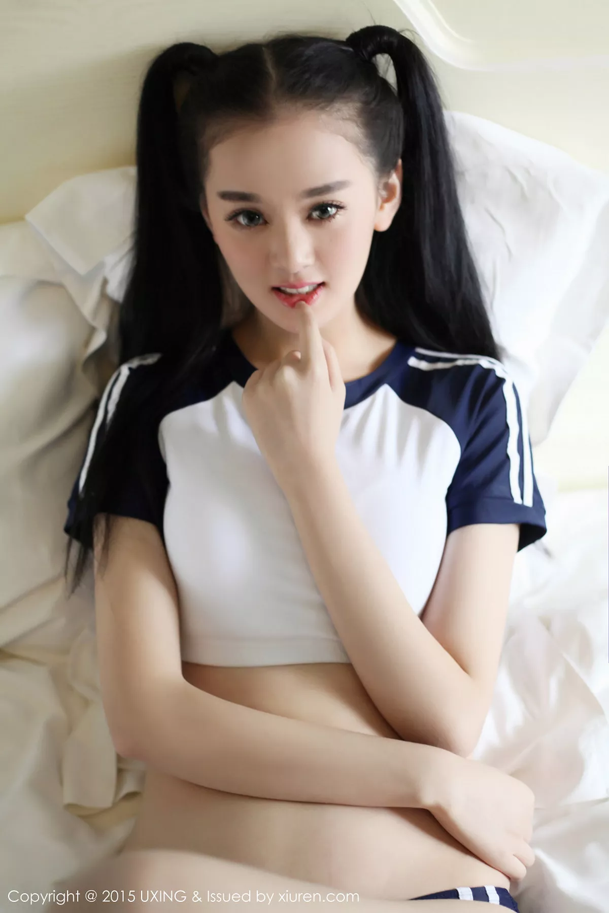 秀人集.com_[UXING优星馆]Vol.027_氧气美少女温馨baby清爽学生制服清新可人写真44P