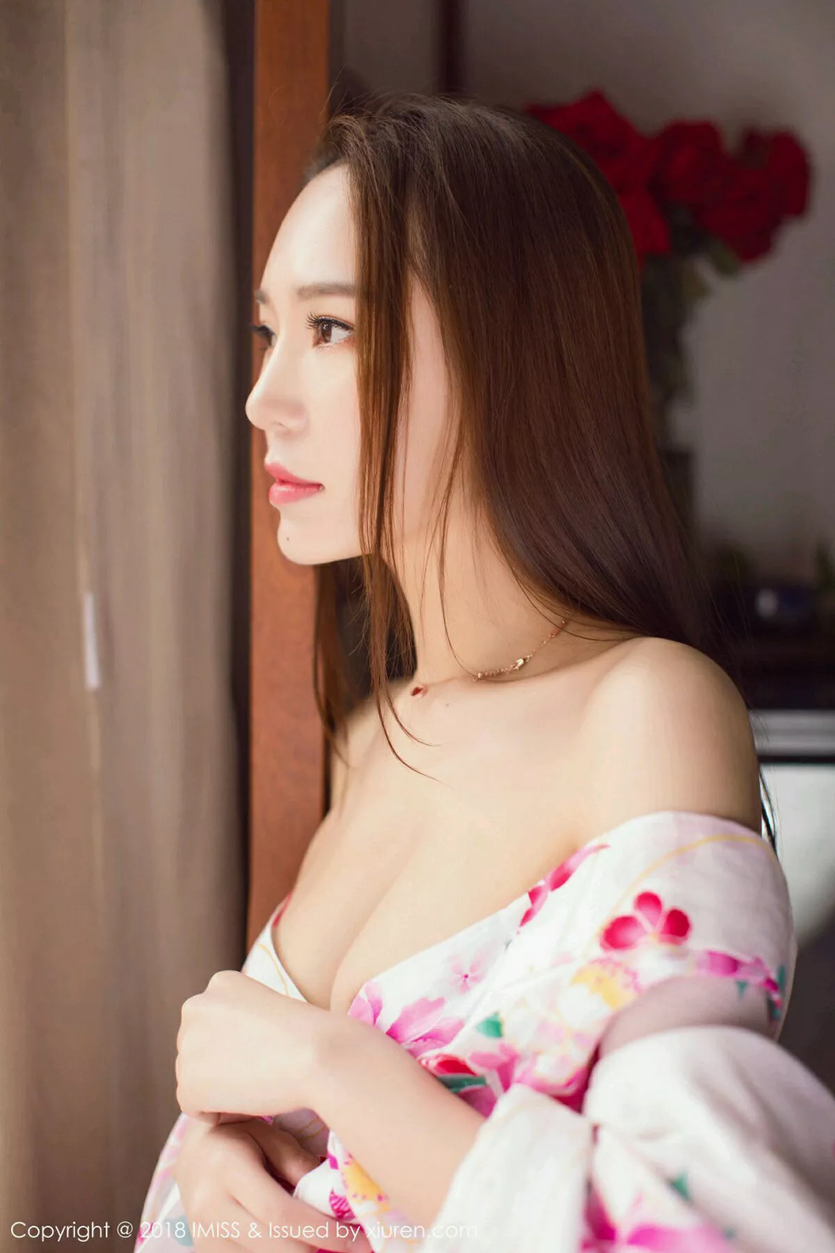 秀人集.com_[IMISS爱蜜社]Vol.252_嫩模Katrina私房日系和服真空露美乳+黑丝OL系列完美诱惑写真42P