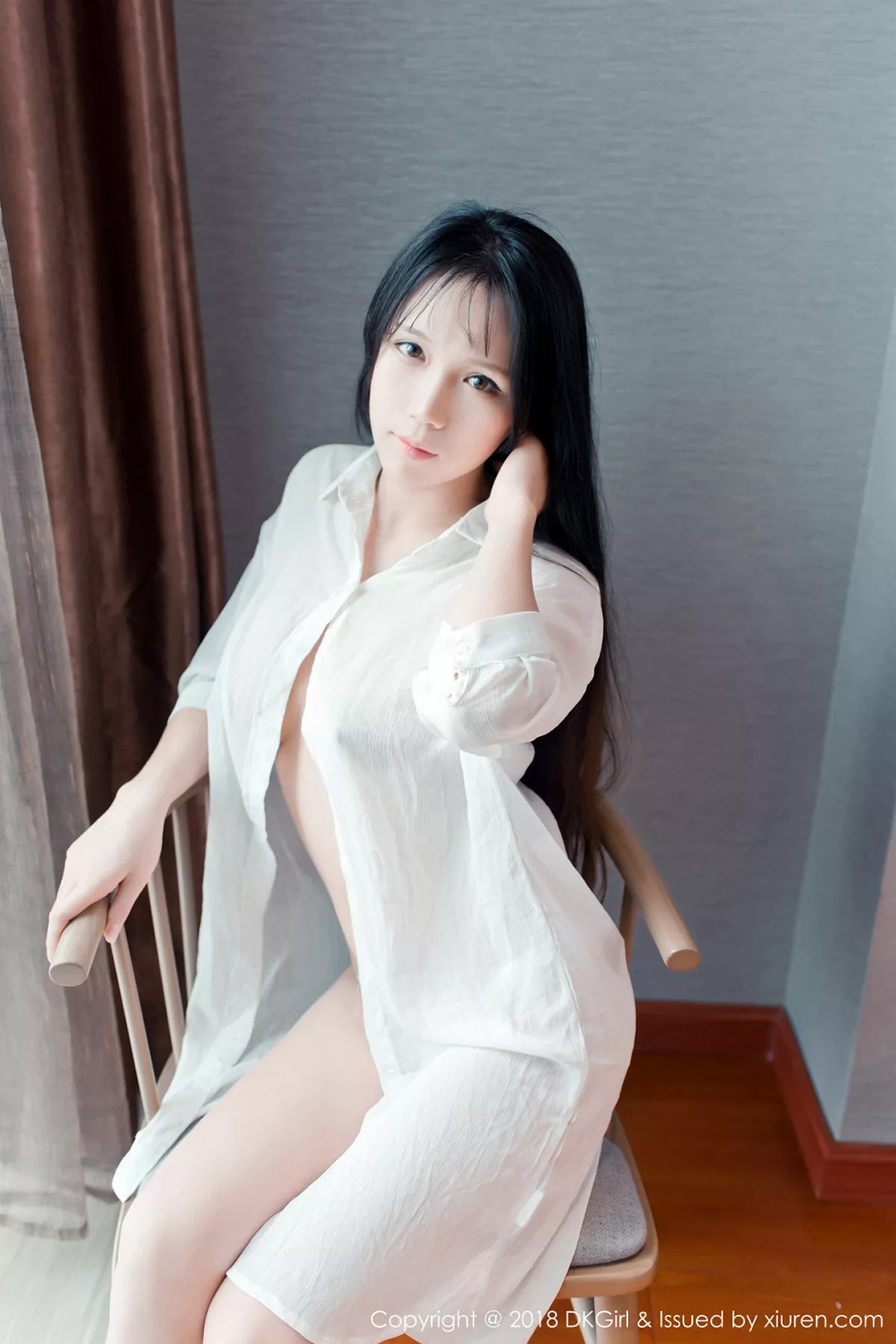 秀人集.com_[DKGirl御女郎]Vol.070_嫩模李可可性感白衬衣+红色围巾真空秀傲人豪乳诱惑写真48P