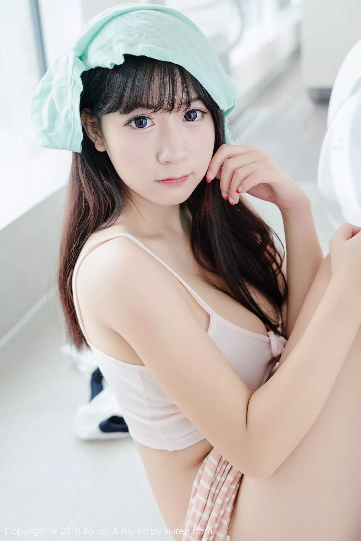 秀人集.com_[BoLoli波萝社]Vol.119_美女主播猫九酱Sakura粉色吊带内衣+三点式内衣私房诱惑写真42P