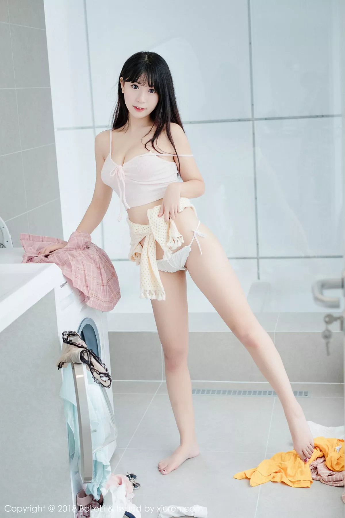 秀人集.com_[BoLoli波萝社]Vol.119_美女主播猫九酱Sakura粉色吊带内衣+三点式内衣私房诱惑写真42P