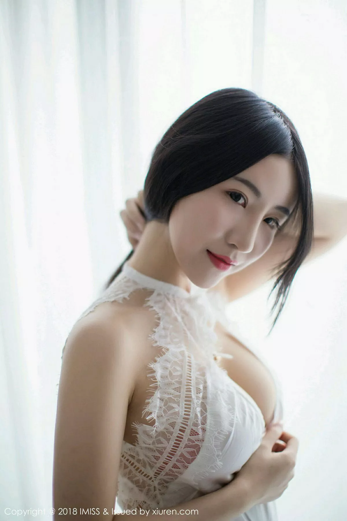秀人集.com_[IMISS爱蜜社]Vol.249_女神绯月樱-Cherry白色蕾丝高叉连体衣秀豪乳翘臀诱惑写真52P
