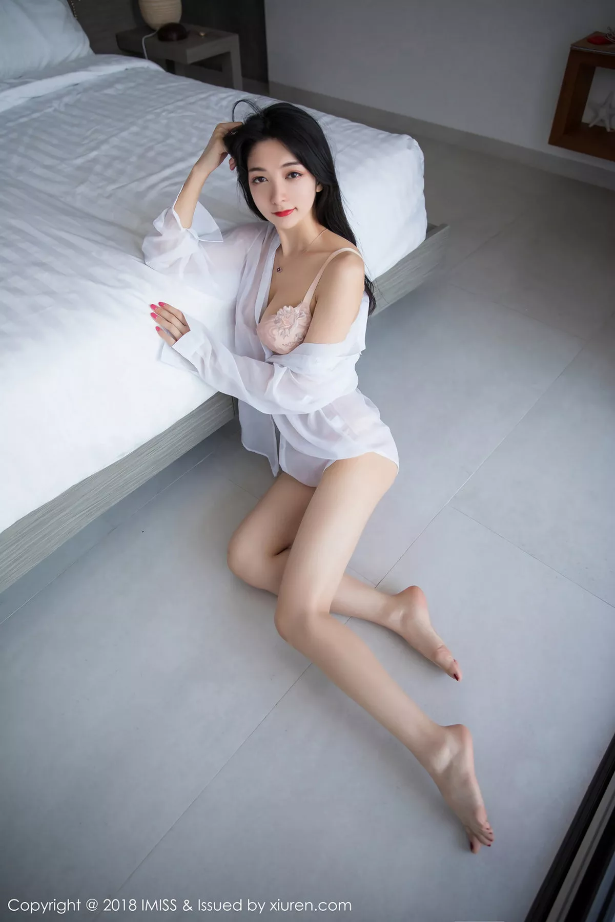秀人集.com_[IMISS爱蜜社]Vol.259_女神小热巴吉普岛旅拍透视白衬衣半脱秀粉色内衣诱惑写真56P