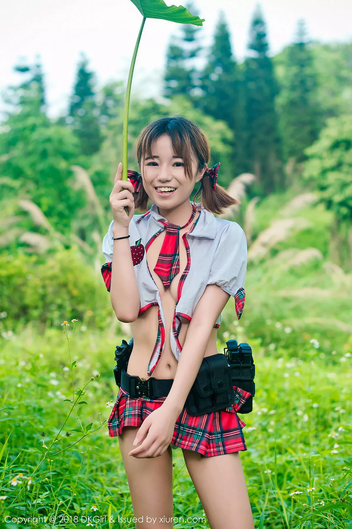 秀人集.com_[DKGirl御女郎]Vol.076_嫩模仓井优香户外三点式内衣狂野露出秀美乳翘臀诱惑写真61P