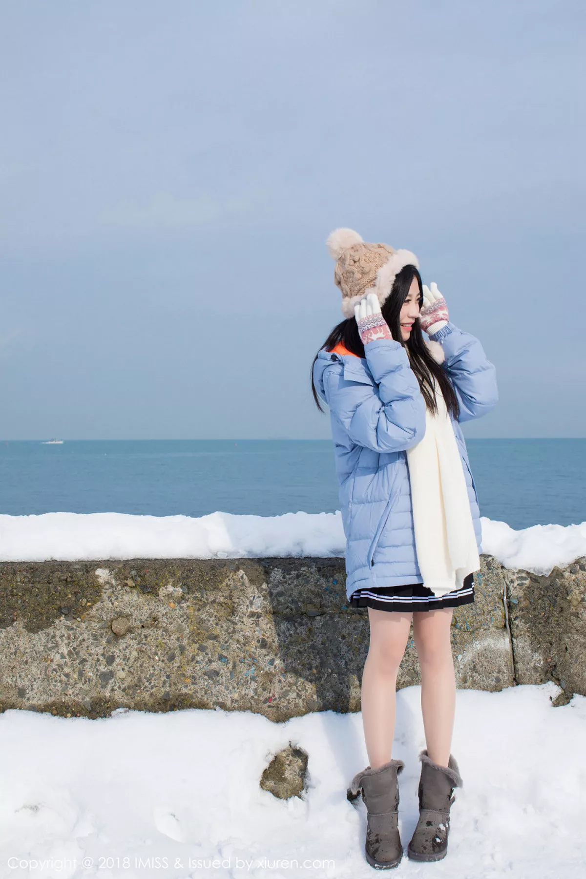 秀人集.com_[IMISS爱蜜社]Vol.262_女神许诺Sabrina北海道旅拍户外雪地优雅气质妩媚迷人写真42P