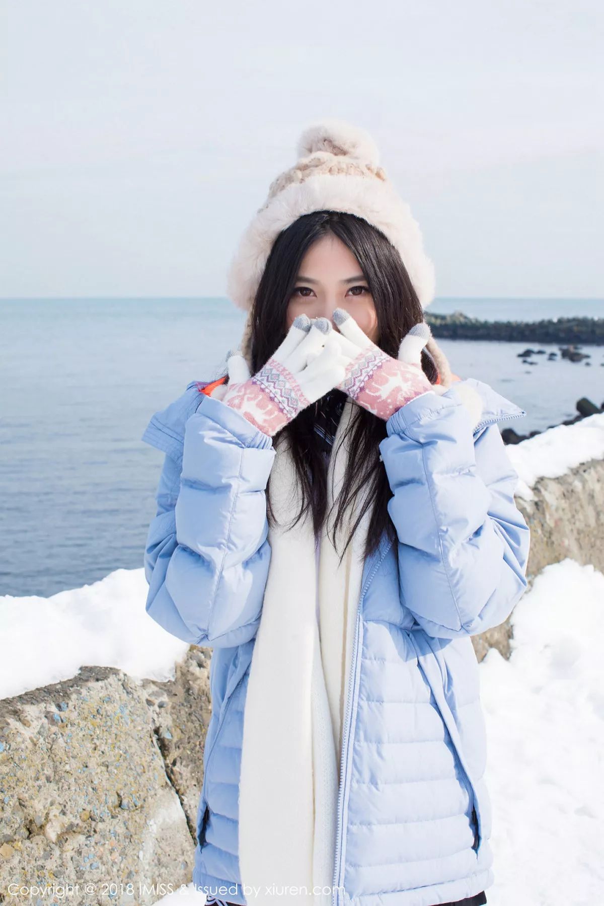 秀人集.com_[IMISS爱蜜社]Vol.262_女神许诺Sabrina北海道旅拍户外雪地优雅气质妩媚迷人写真42P
