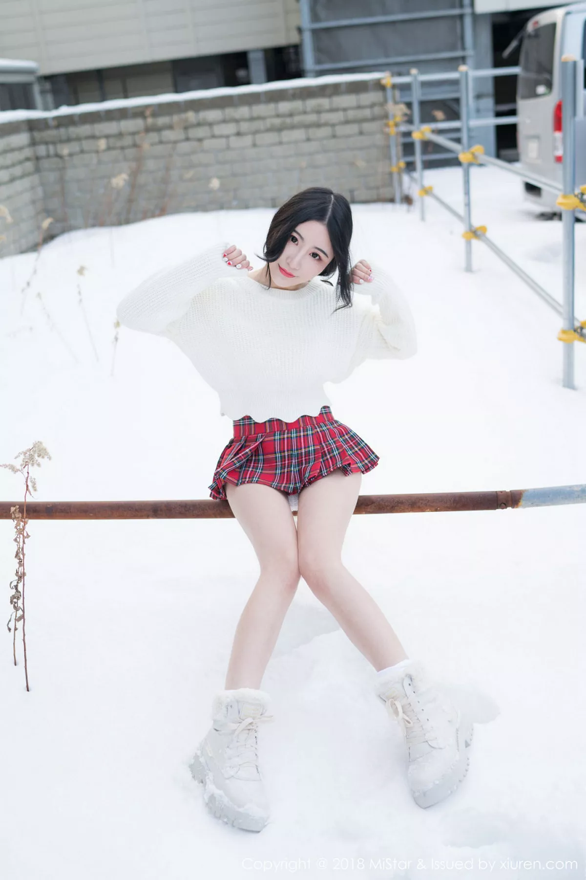 秀人集.com_[MiStar魅妍社]Vol.231_女神绯月樱-Cherr北海道旅拍室外冰天雪地超短裙诱惑写真39P