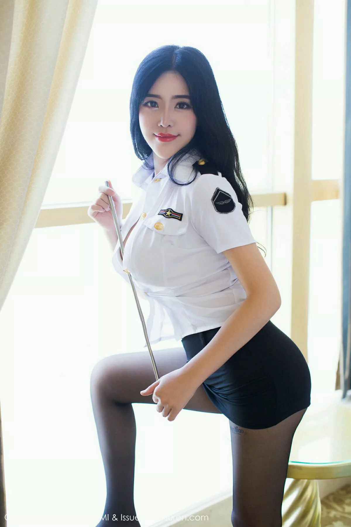 秀人集.com_[YouMi尤蜜荟]Vol.185_女神刘钰儿私房空乘黑丝制服+黑色情趣皮衣完美诱惑写真46P