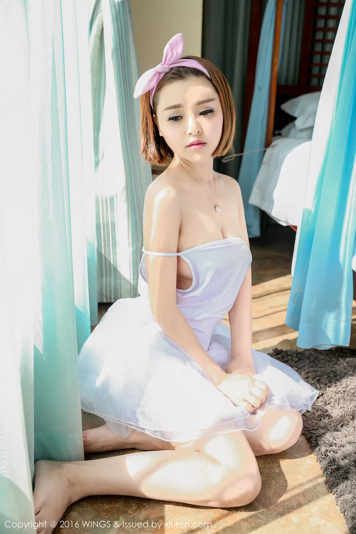 秀人集.com_[WingS影私荟]Vol.016_嫩模吉雅子居家私房性感女仆装傲人美胸纯美迷人写真52P
