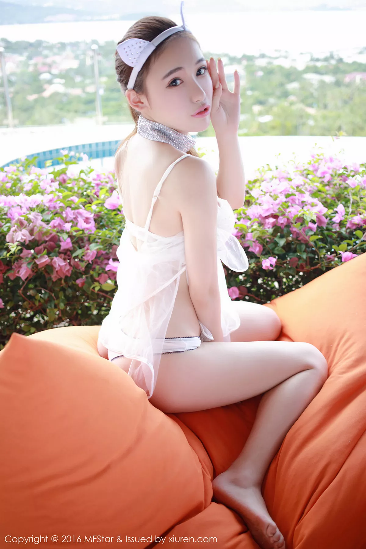秀人集.com_[MFStar模范学院]Vol.044_嫩模熊吖BOBO苏梅岛旅拍性感比基尼迷人诱惑写真50P
