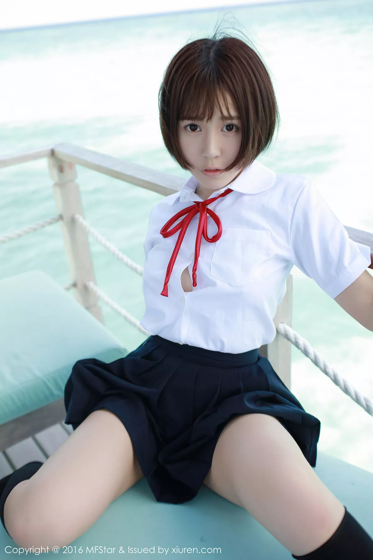 秀人集.com_[MFStar模范学院]Vol.057_Evelyn艾莉马尔代夫旅拍性感比基尼白嫩肌肤写真53P