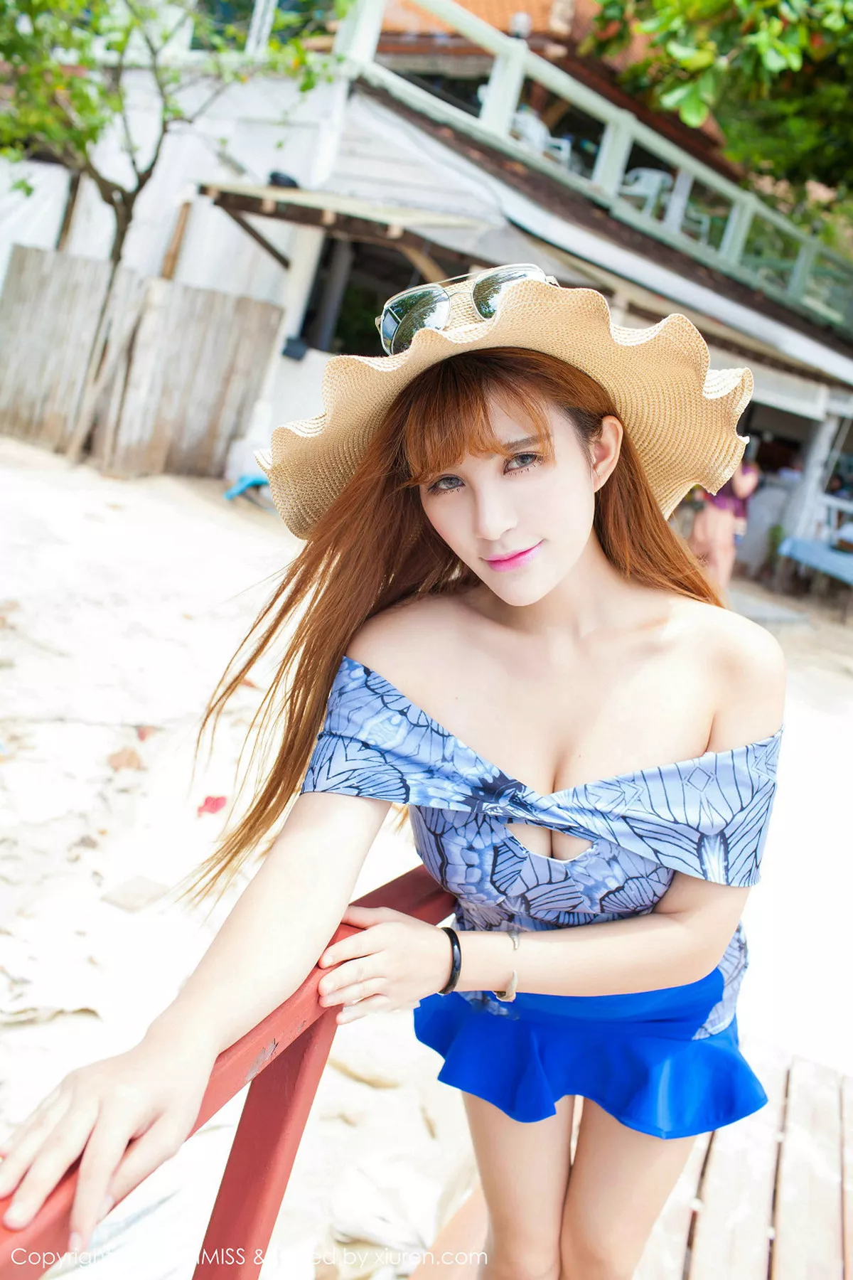 秀人集.com_[IMISS爱蜜社]Vol.044_嫩模LalaBaby啦啦普吉岛旅拍高腰内衣秀美胸巨乳48P