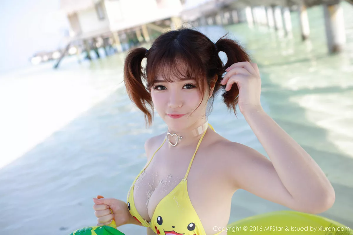 秀人集.com_[MFStar模范学院]Vol.056_嫩模徐cake马尔代夫旅拍运动风内衣秀白嫩豪乳写真52P