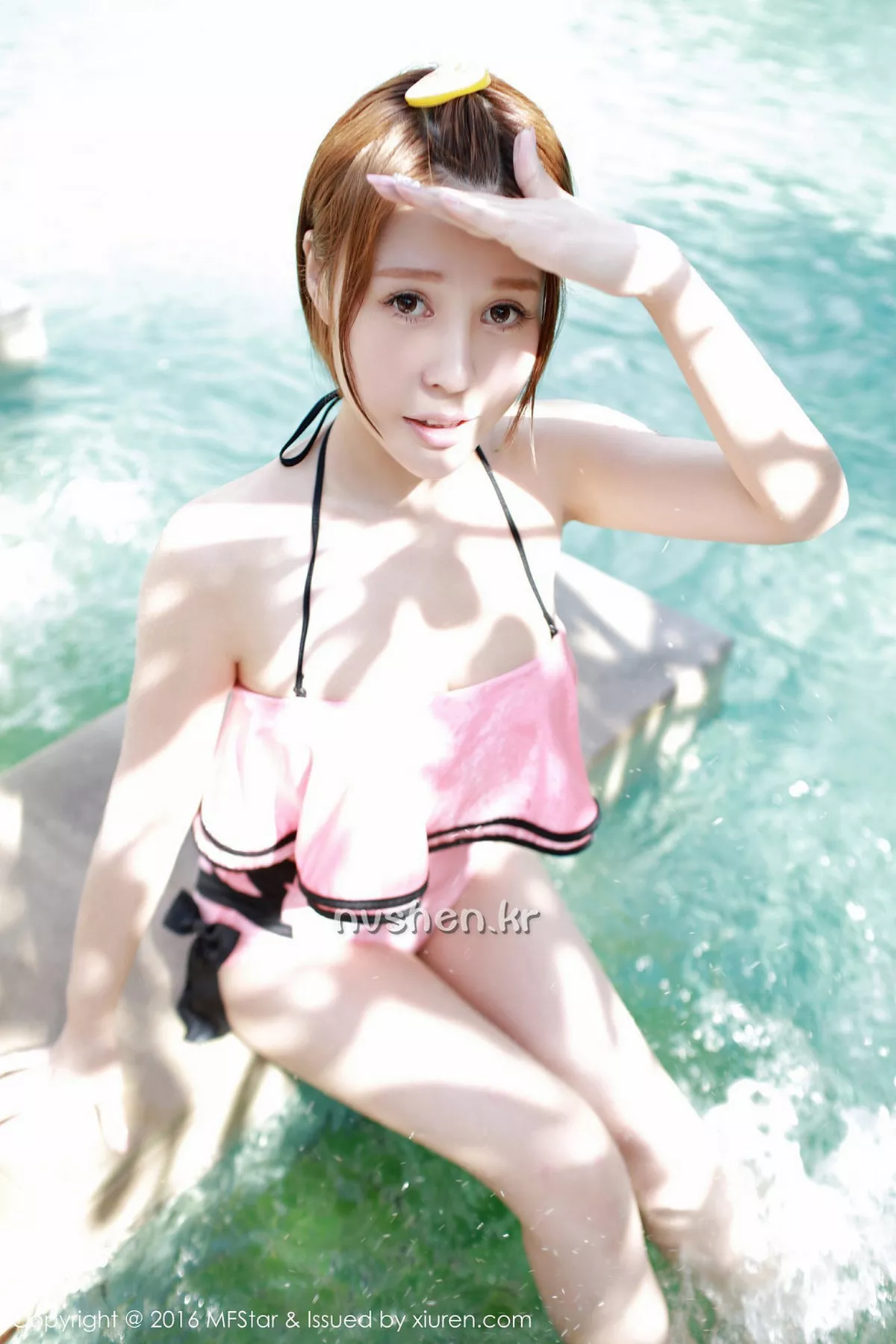 秀人集.com_[MFStar模范学院]Vol.073_Evelyn艾莉泰国心愿旅拍第三套浴室湿身美臀诱惑写真54P