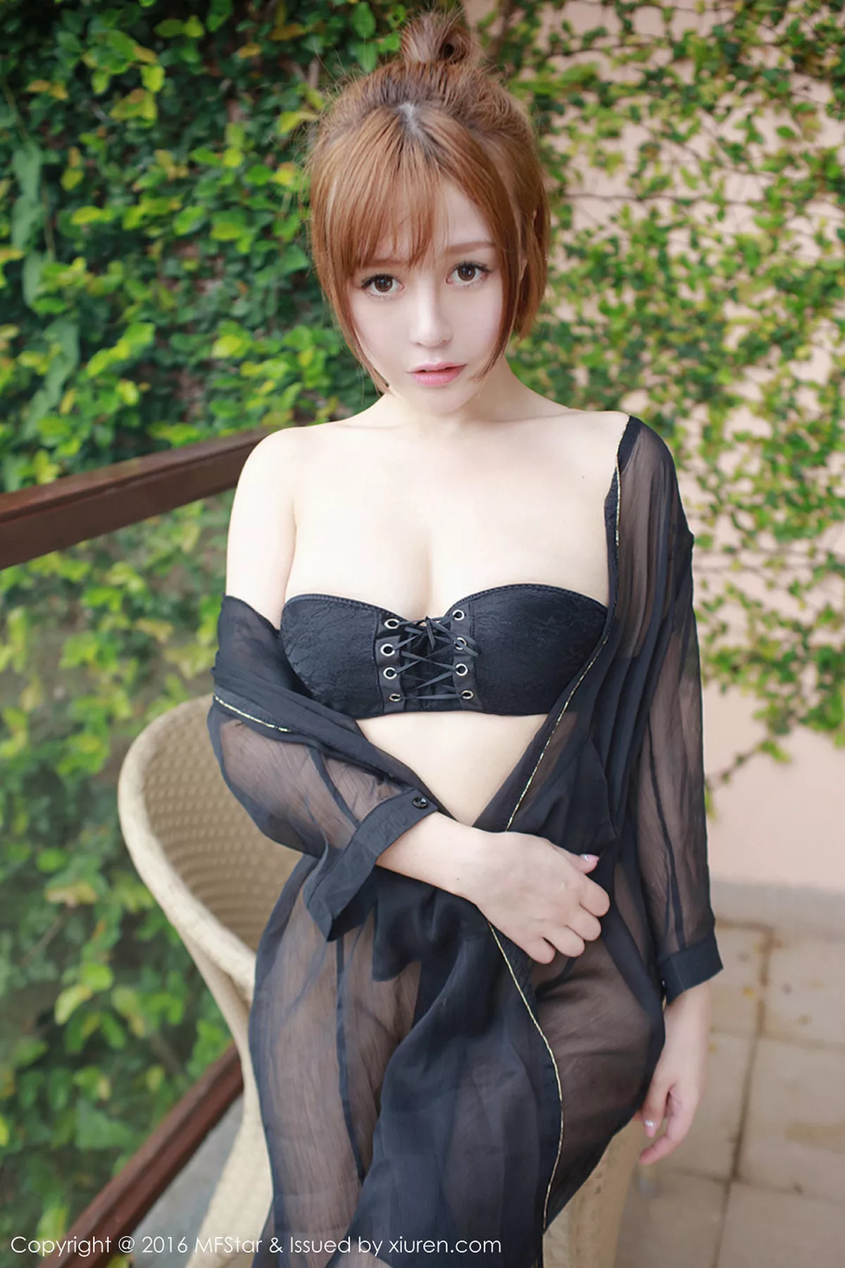 秀人集.com_[MFStar模范学院]Vol.061_Evelyn艾莉泰国心愿旅拍浴缸里黑纱湿身诱惑写真55P