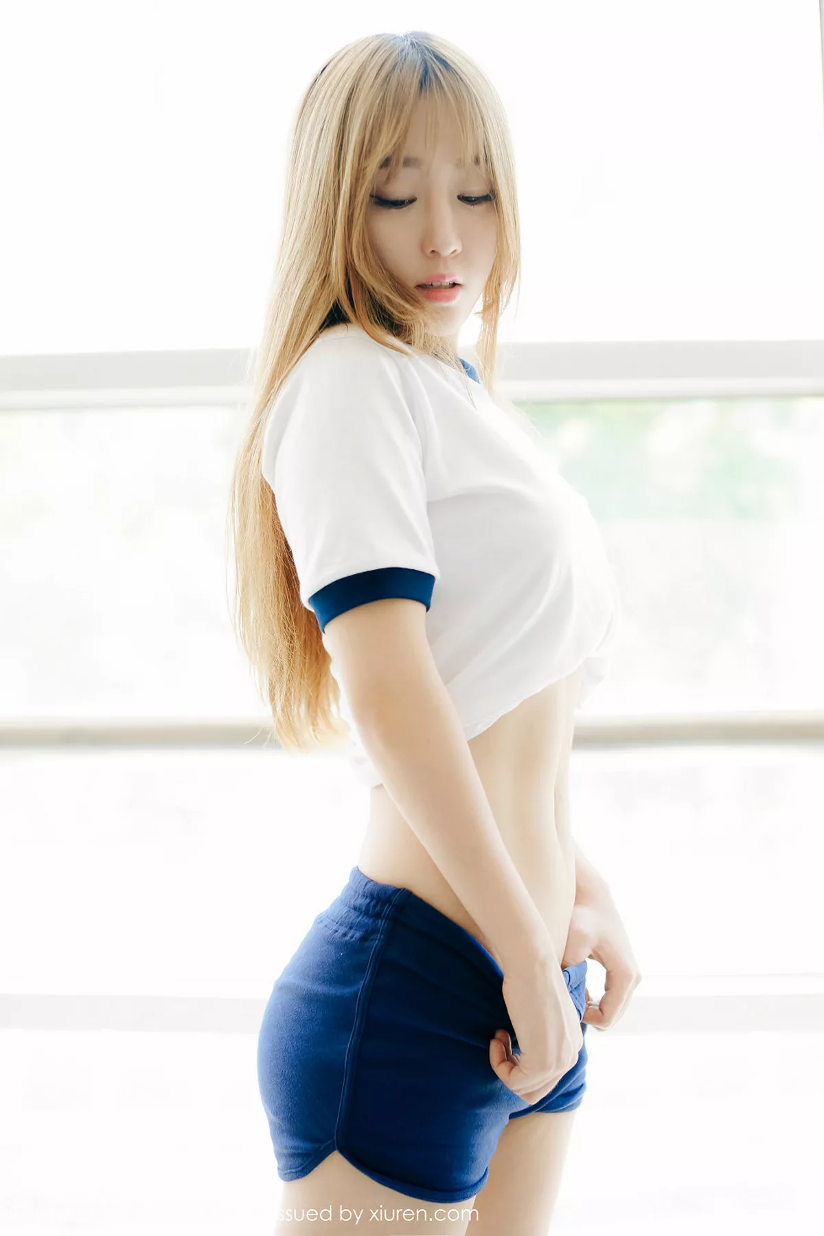 秀人集.com_[BoLoli波萝社]Vol.038_嫩模王雨纯校园体操服秀完美身材诱惑翘臀写真50P