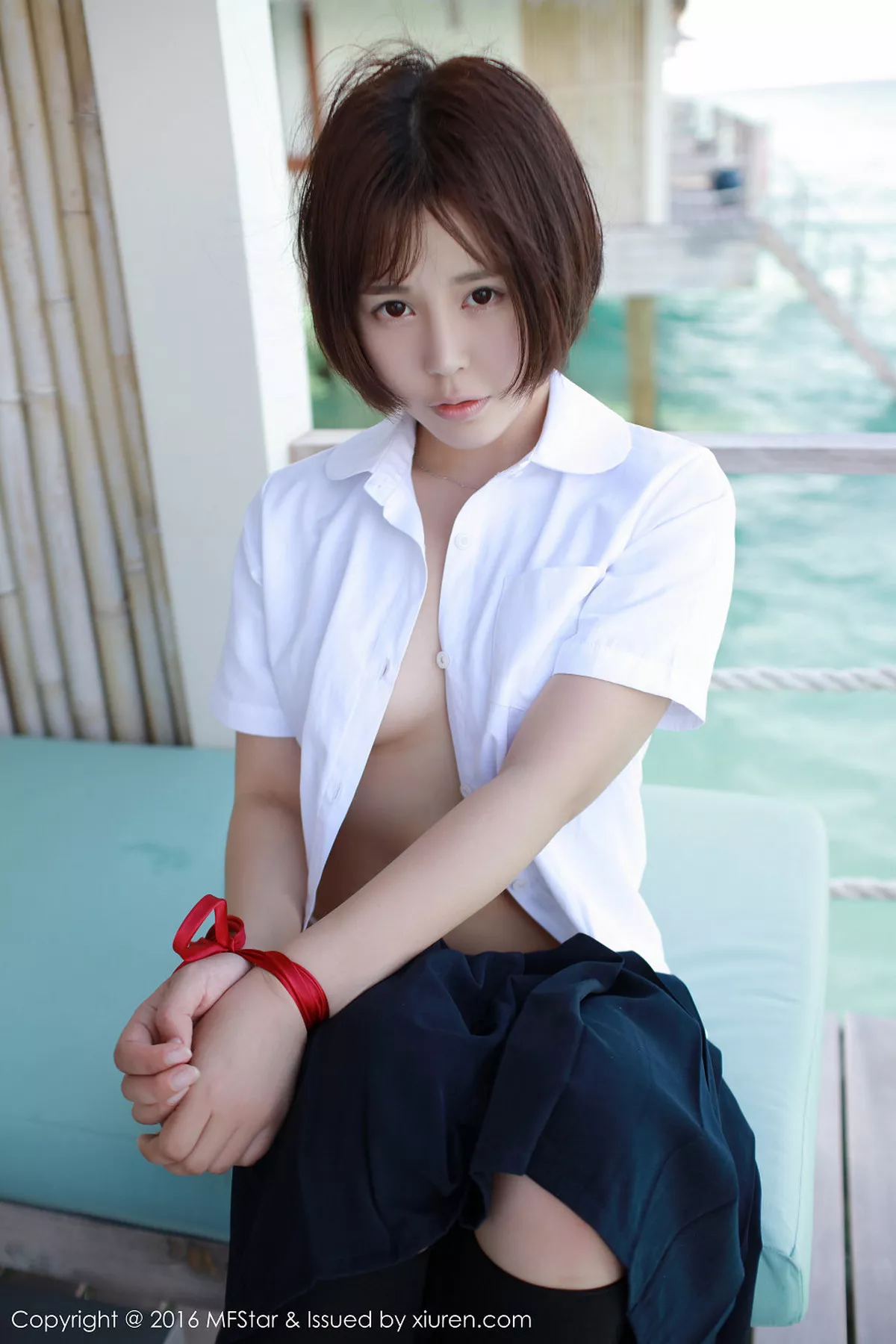 秀人集.com_[MFStar模范学院]Vol.057_Evelyn艾莉马尔代夫旅拍性感比基尼白嫩肌肤写真53P