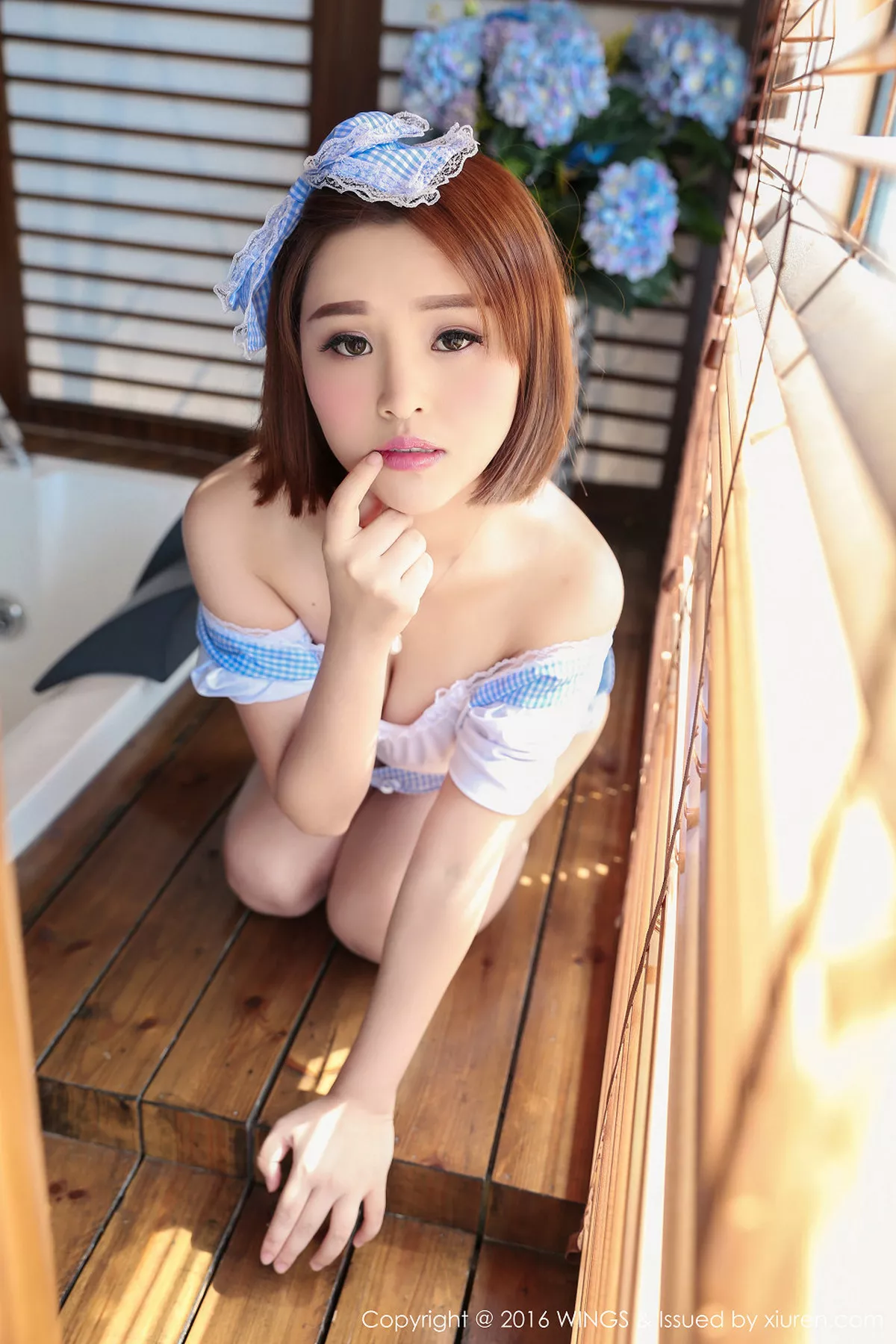 秀人集.com_[WingS影私荟]Vol.016_嫩模吉雅子居家私房性感女仆装傲人美胸纯美迷人写真52P