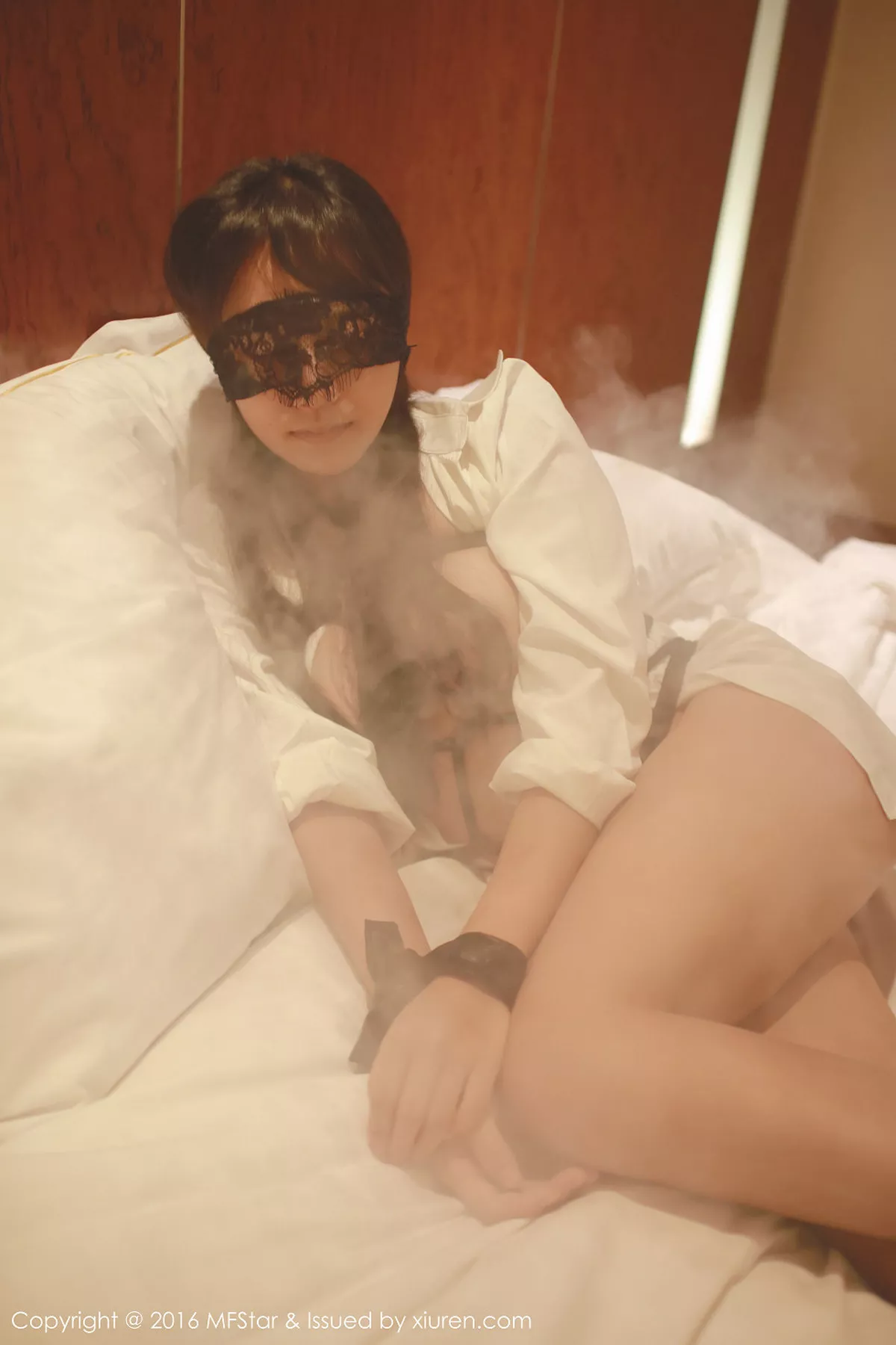 秀人集.com_[MFStar模范学院]Vol.074_嫩模猩一捆绑束缚系列另类SM大尺度美臀诱惑写真40P