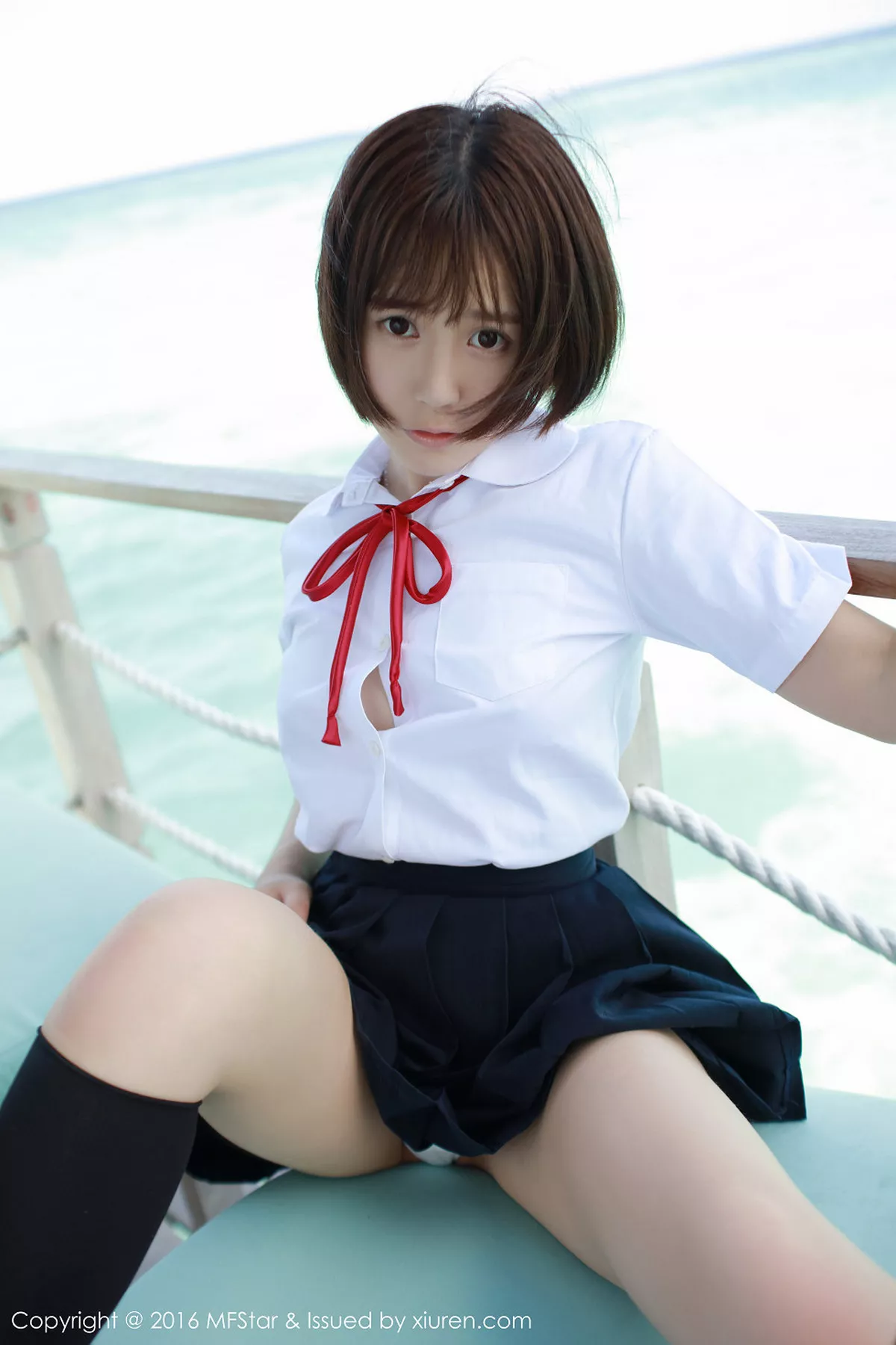 秀人集.com_[MFStar模范学院]Vol.057_Evelyn艾莉马尔代夫旅拍性感比基尼白嫩肌肤写真53P
