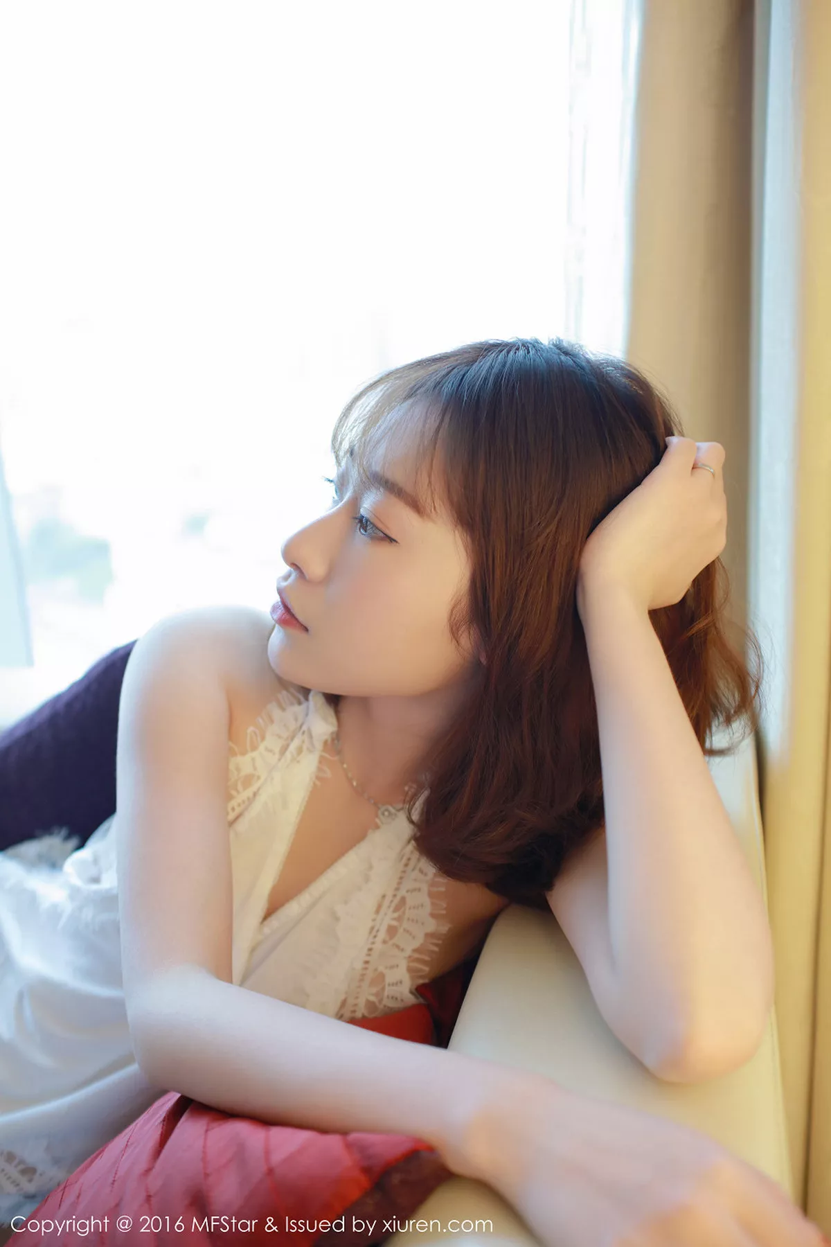 秀人集.com_[MFStar模范学院]Vol.066_嫩模陈思雨Mango居家私房内衣诱人美乳性感翘臀写真50P