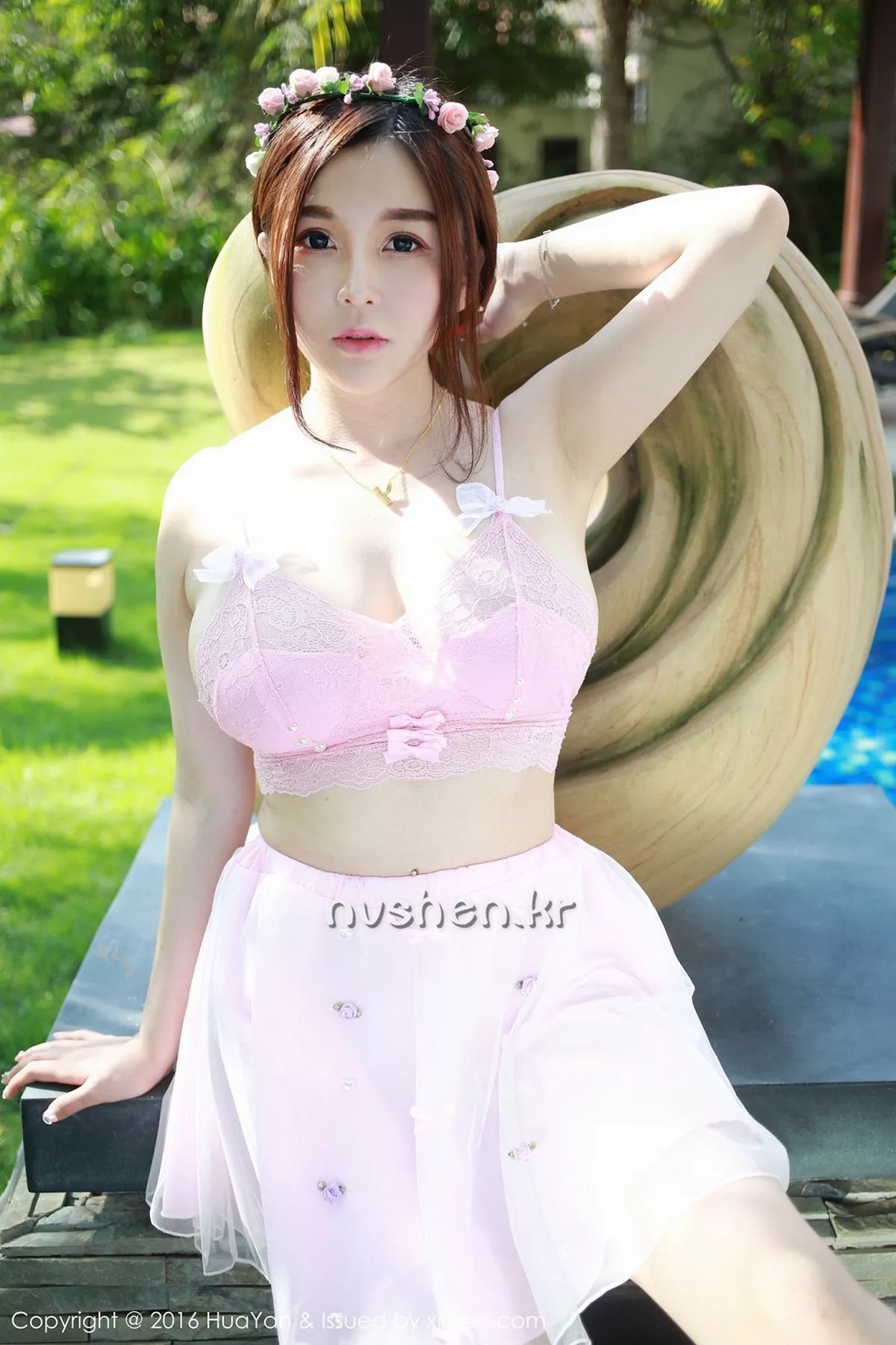 秀人集.com_[HuaYan花の颜]Vol.007_嫩模沈蜜桃off三亚旅拍巨乳花仙子粉红内衣秀豪乳写真55P