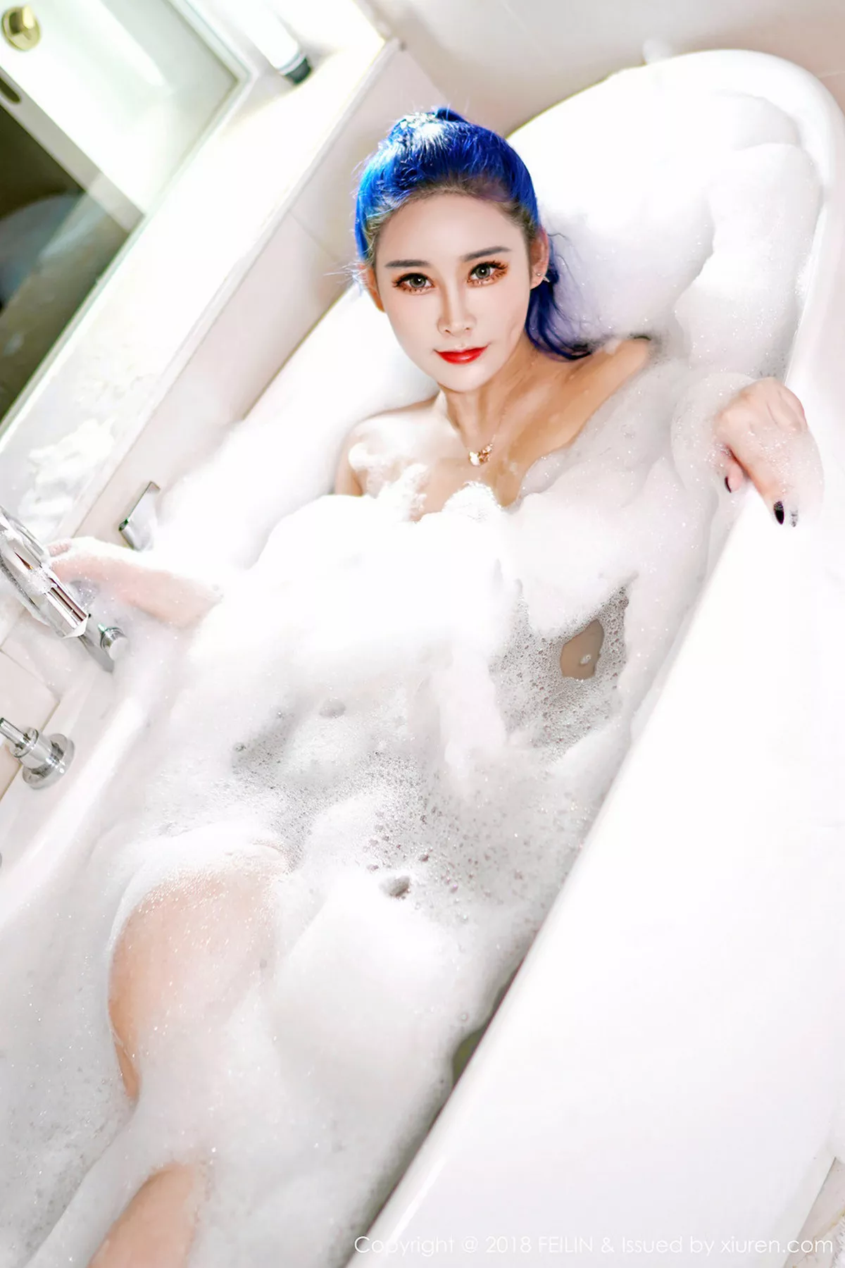 秀人集.com_[FeiLin嗲囡囡]Vol.166_嫩模喵莫儿私房全裸火辣胴体配黑色蕾丝丁字裤喷血诱惑写真38P