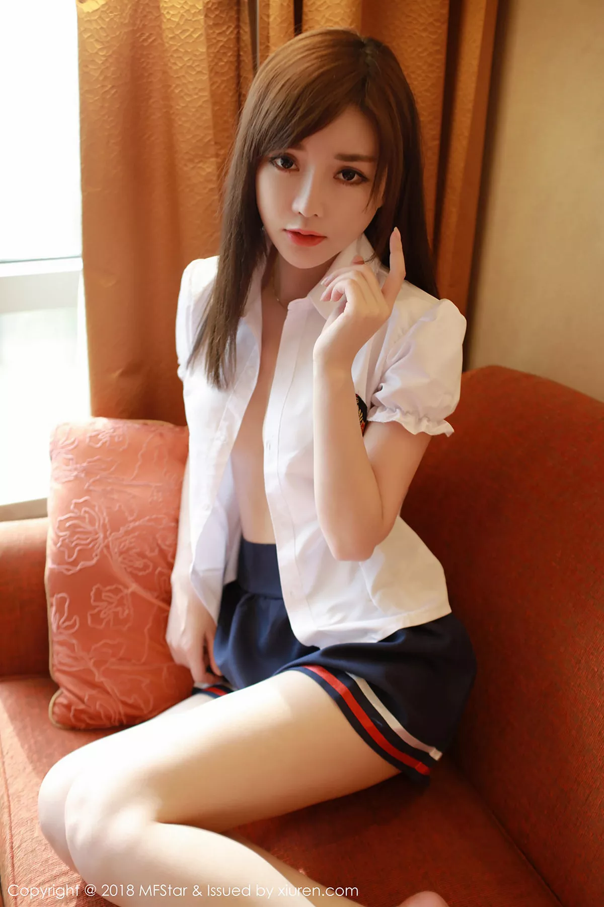 秀人集.com_[MFStar模范学院]Vol.146_嫩模韩子萱mm私房真空学生装露白嫩豪乳半球撩人诱惑写真36P
