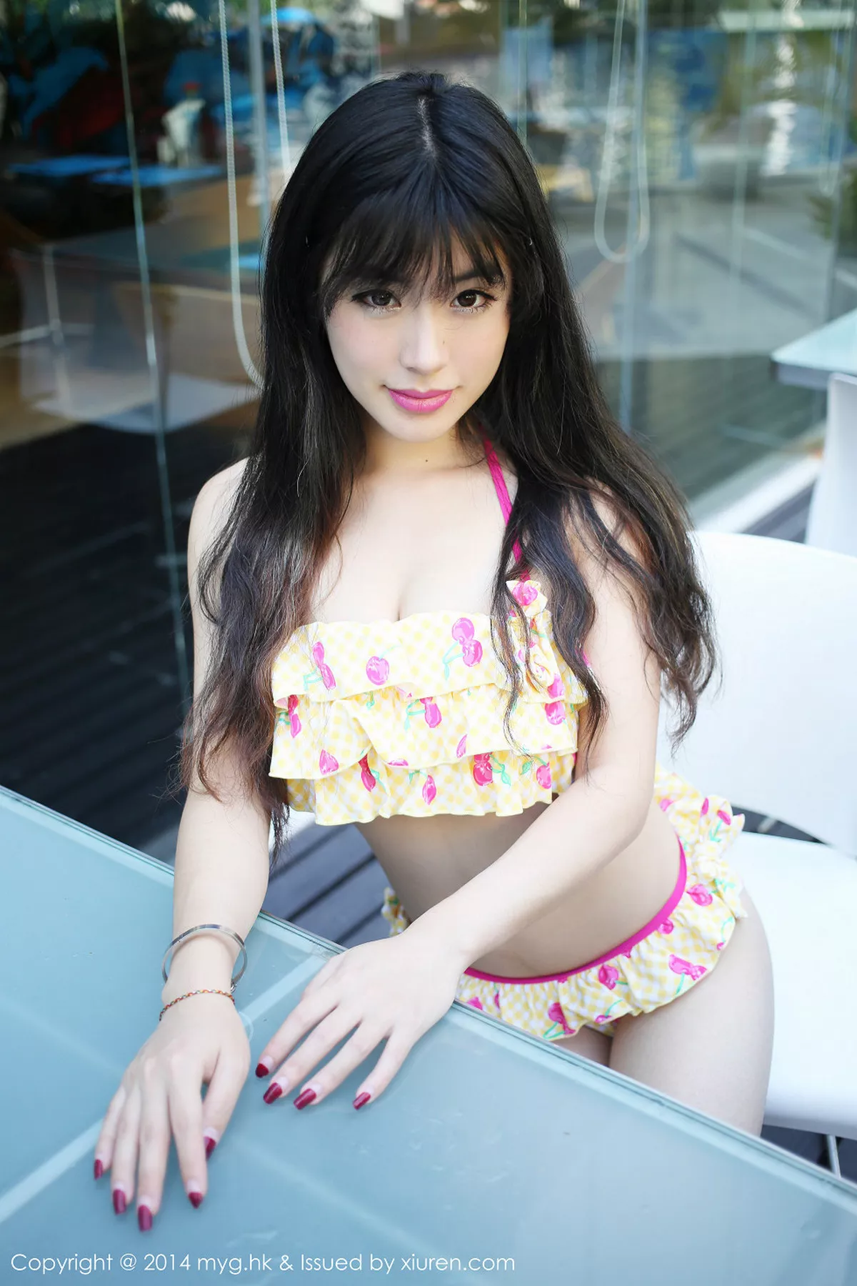 秀人集.com_[MyGirl美媛馆]Vol.088_嫩模刘雪妮Verna芭提雅旅拍透视薄纱裙系列性感写真56P